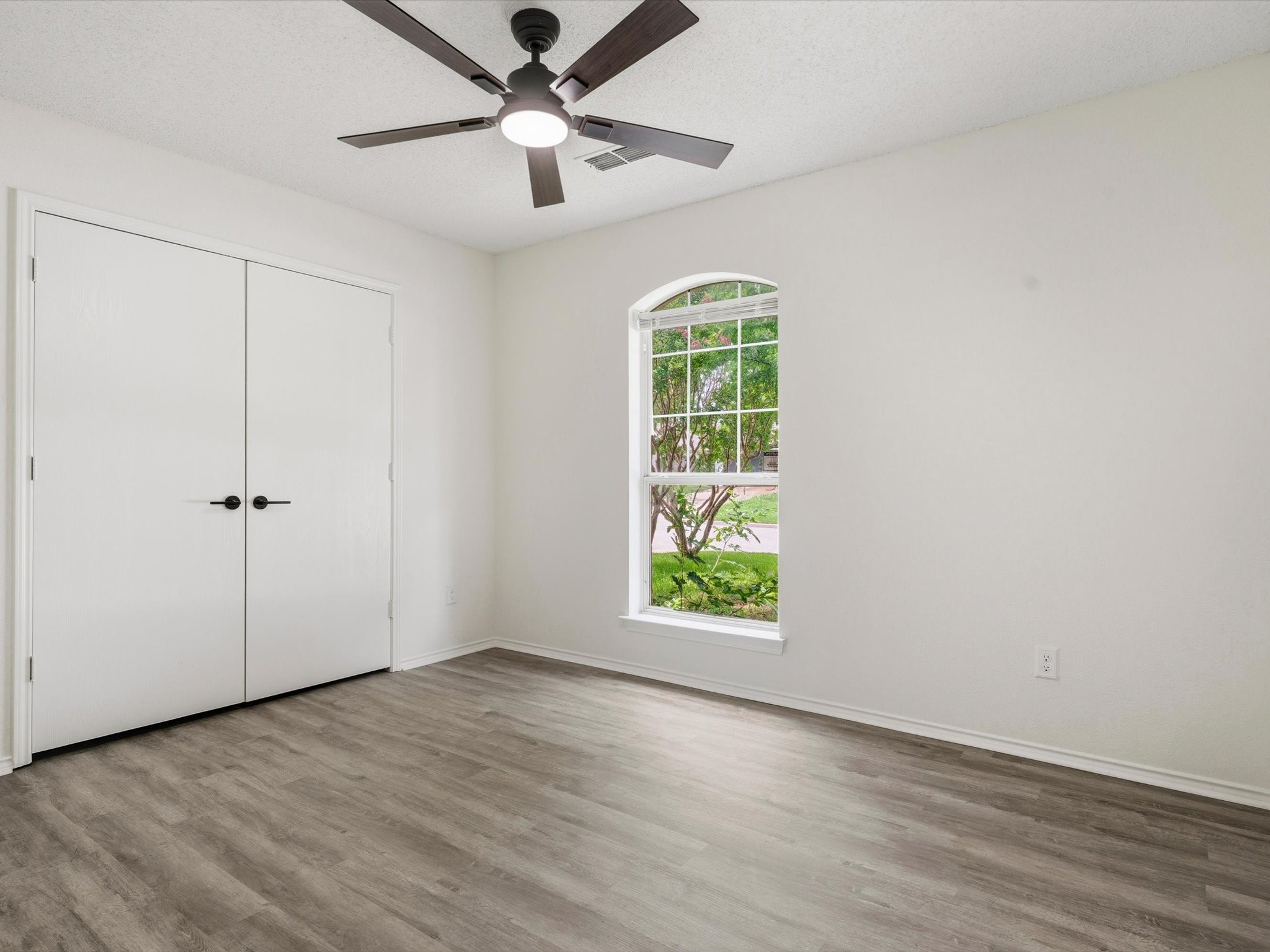 3100 Rustic Meadow Trail
