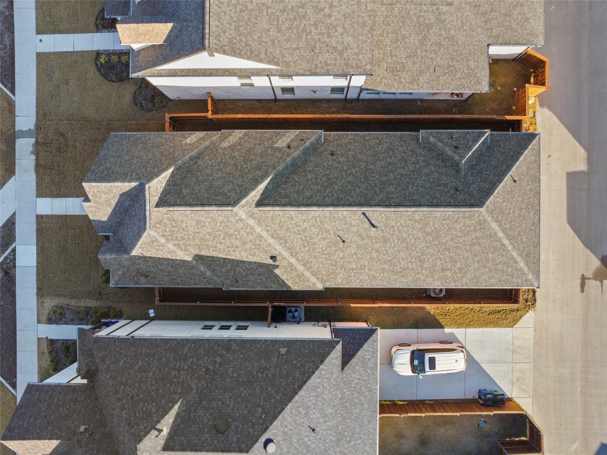 2612 Griffith Mews