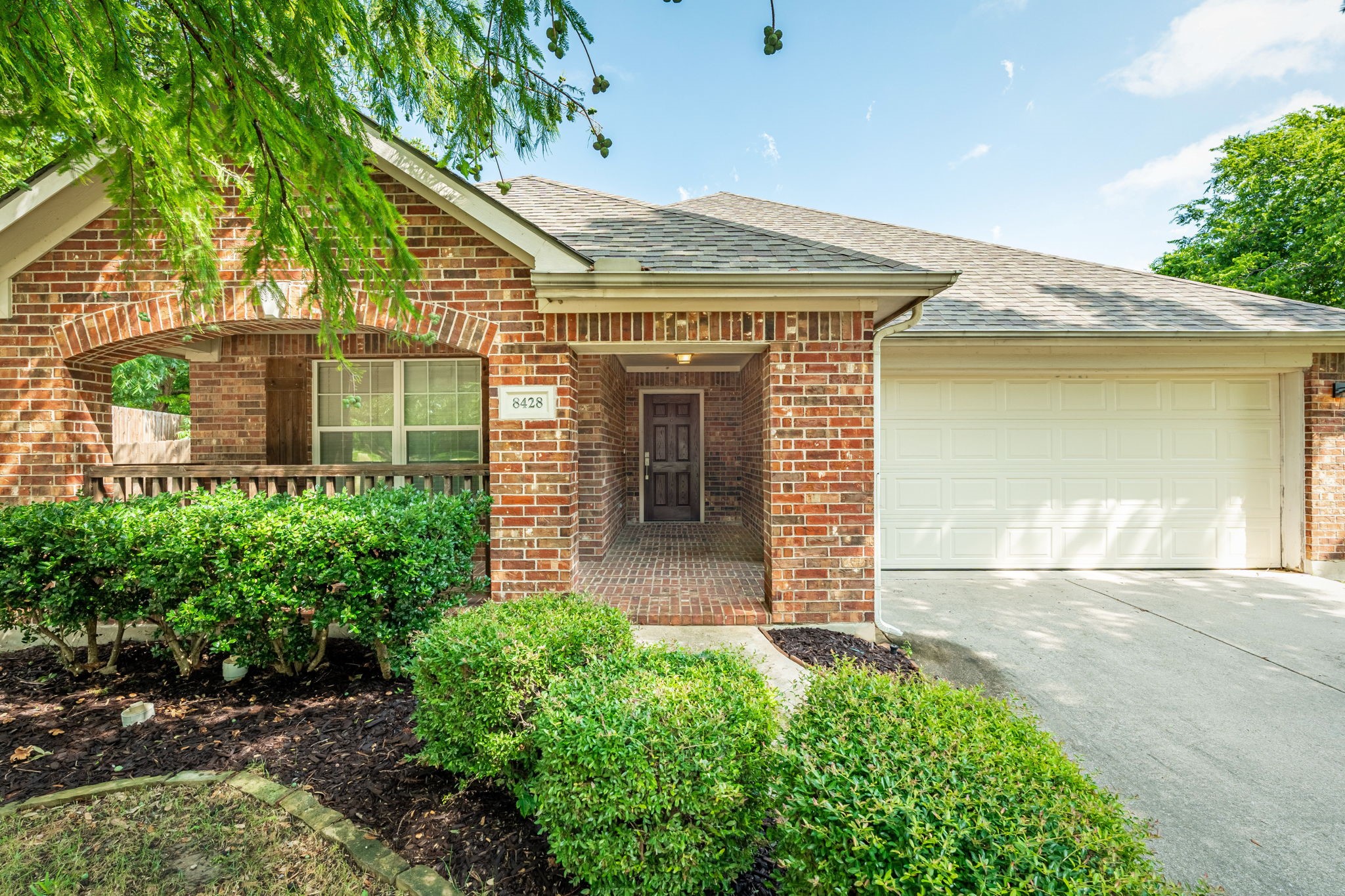 8428 Sonnet Drive