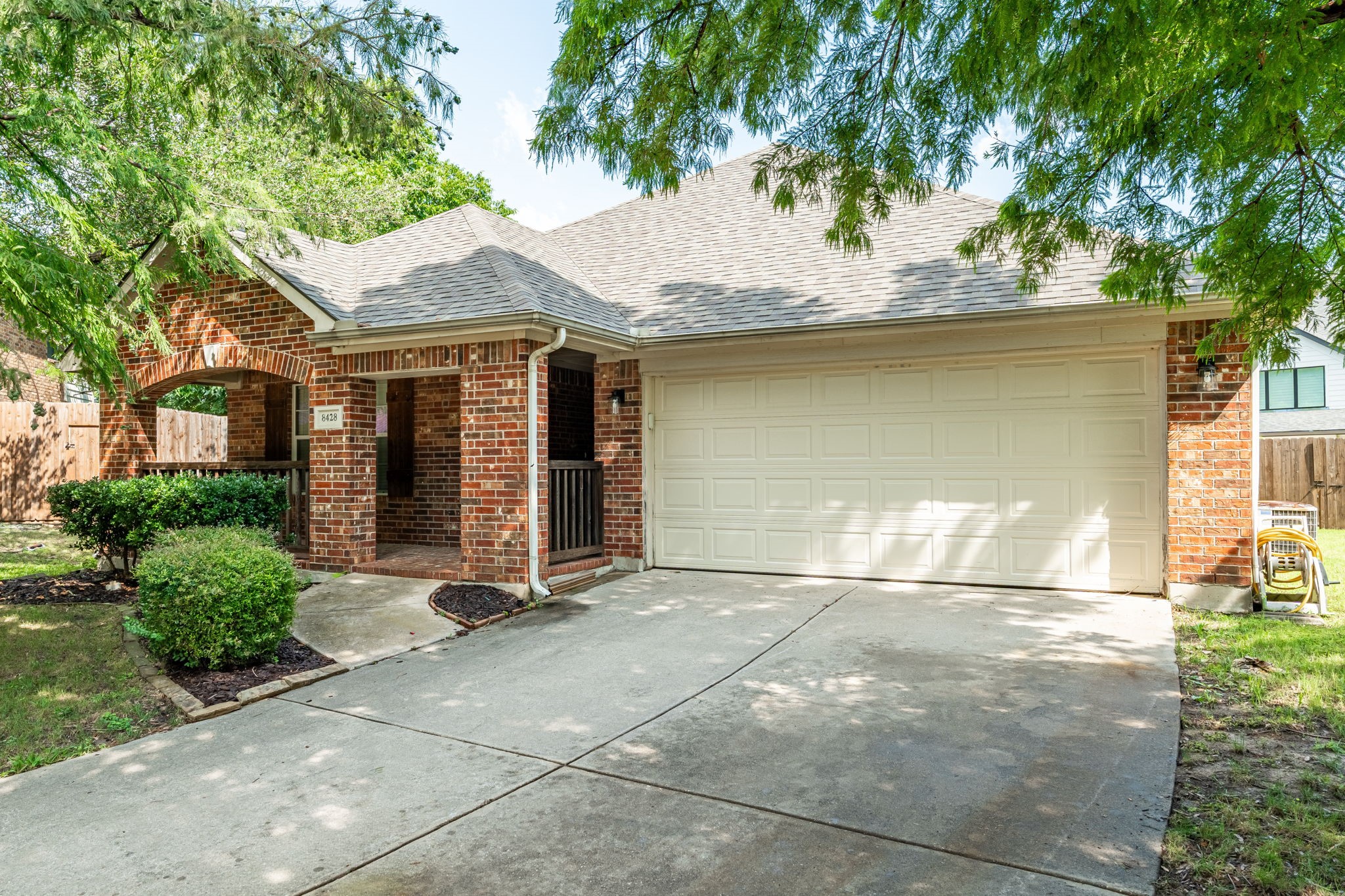 8428 Sonnet Drive