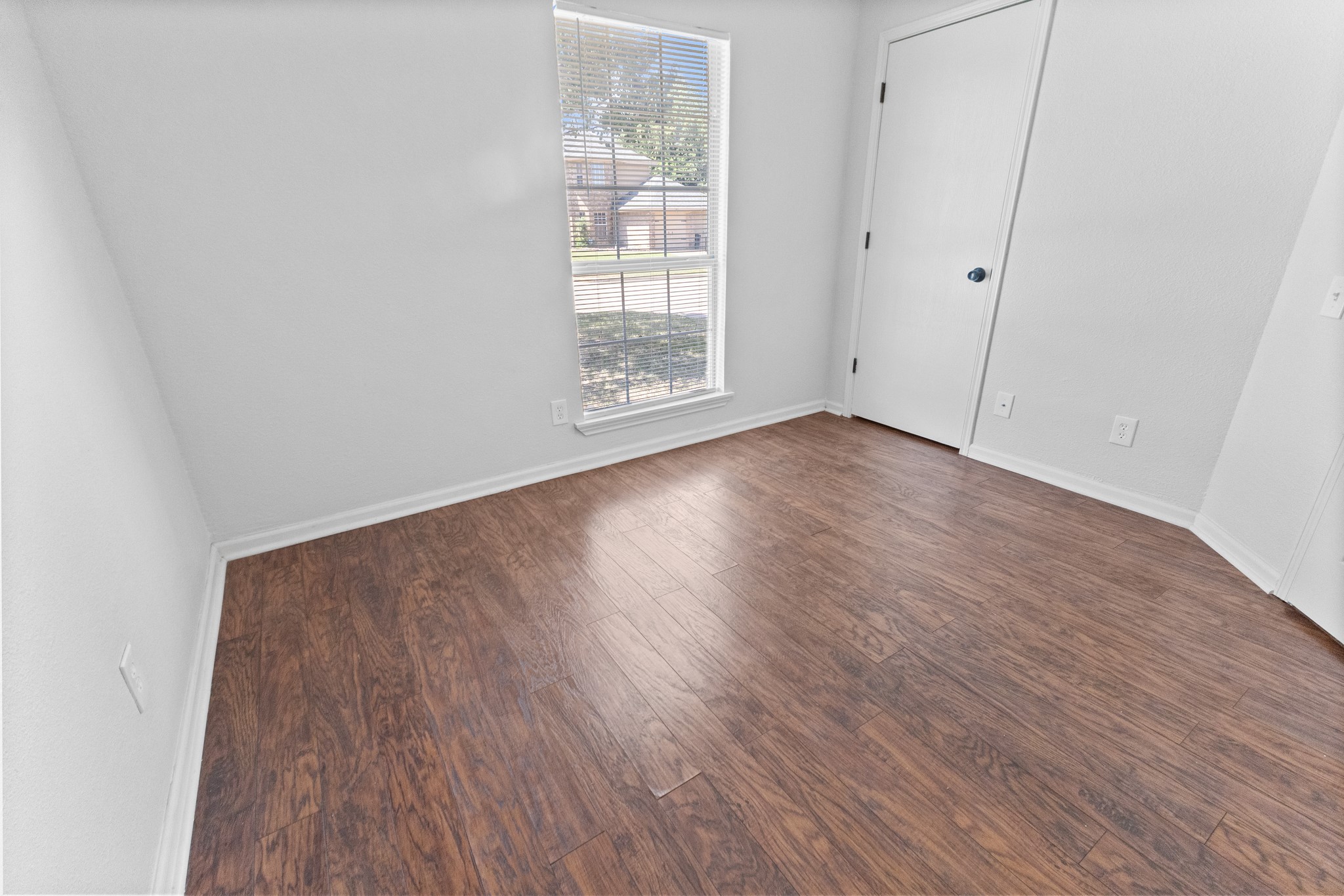4609 Feathercrest Drive