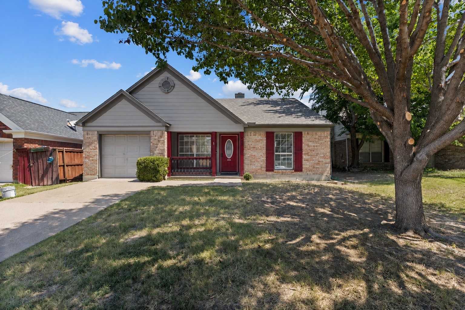 4609 Feathercrest Drive