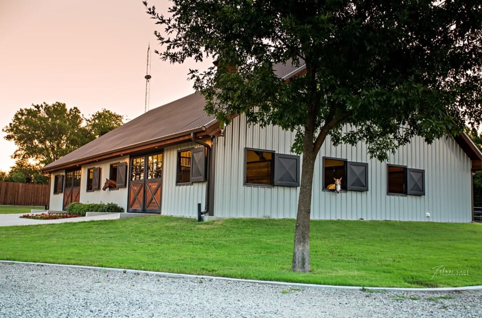 1606 Sam Rayburn Highway