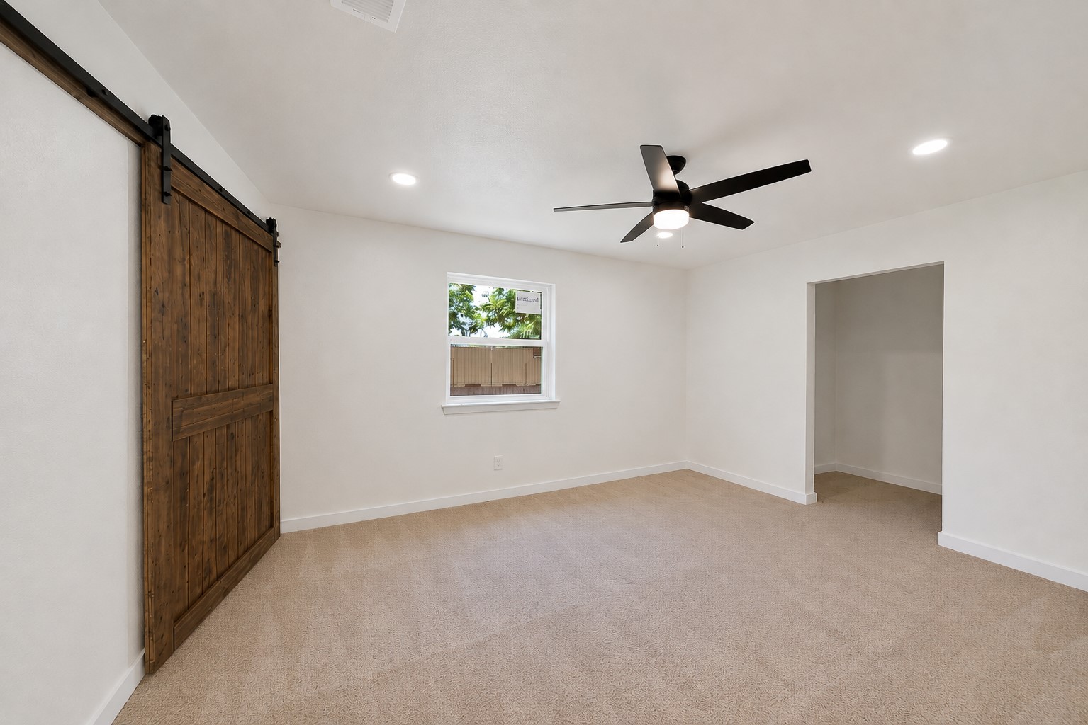 105 Oak Lane