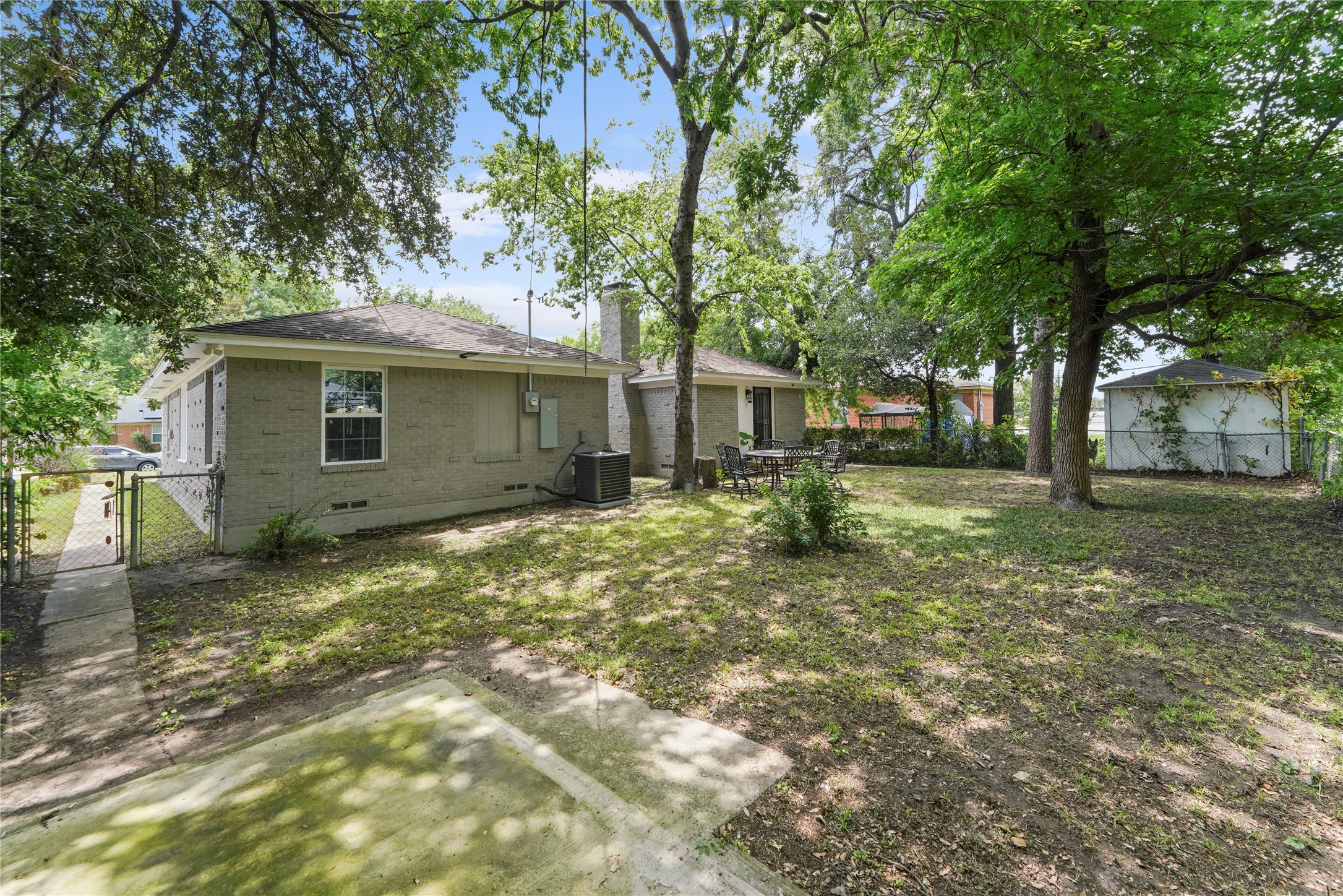 9209 Palisade Drive