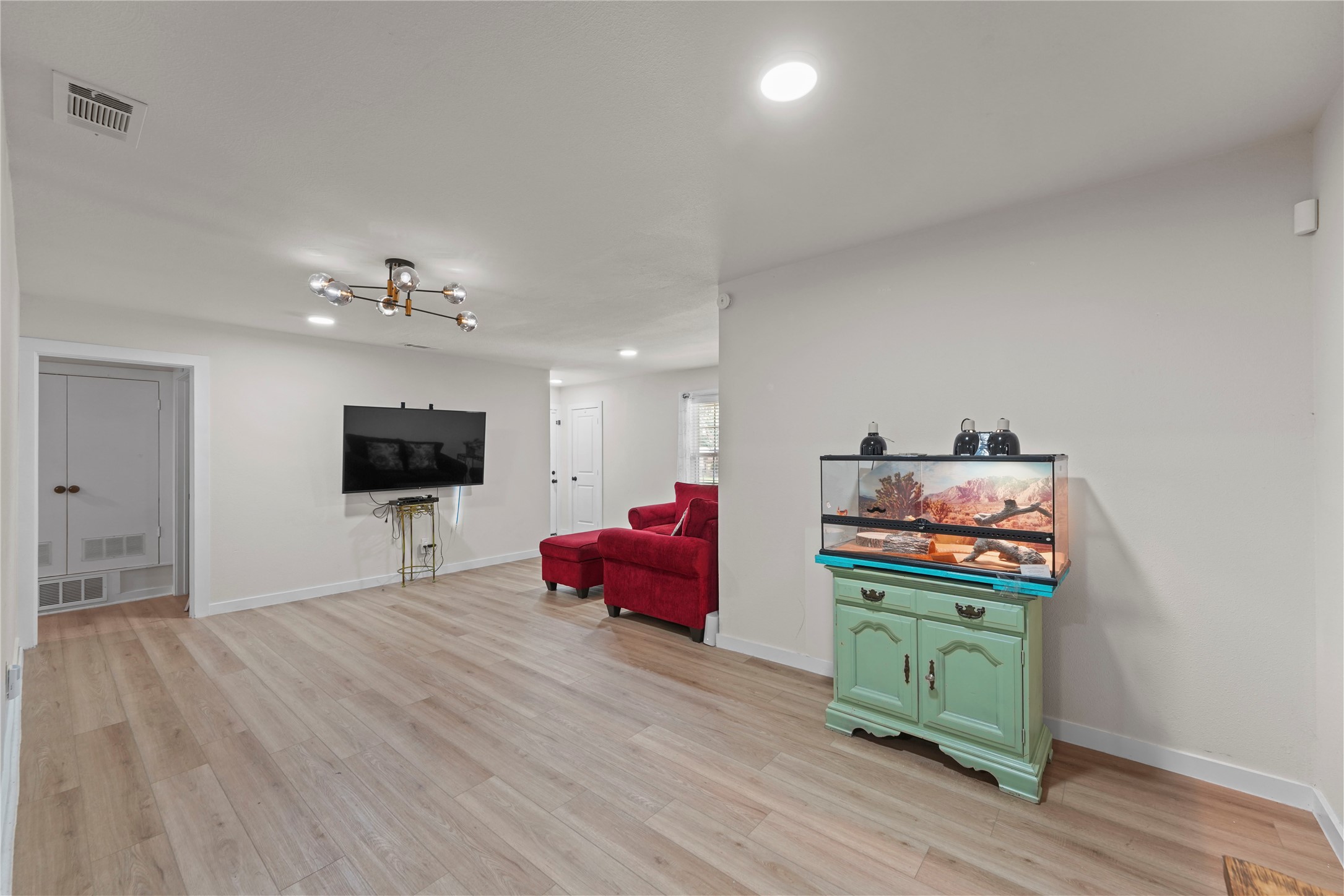 9209 Palisade Drive