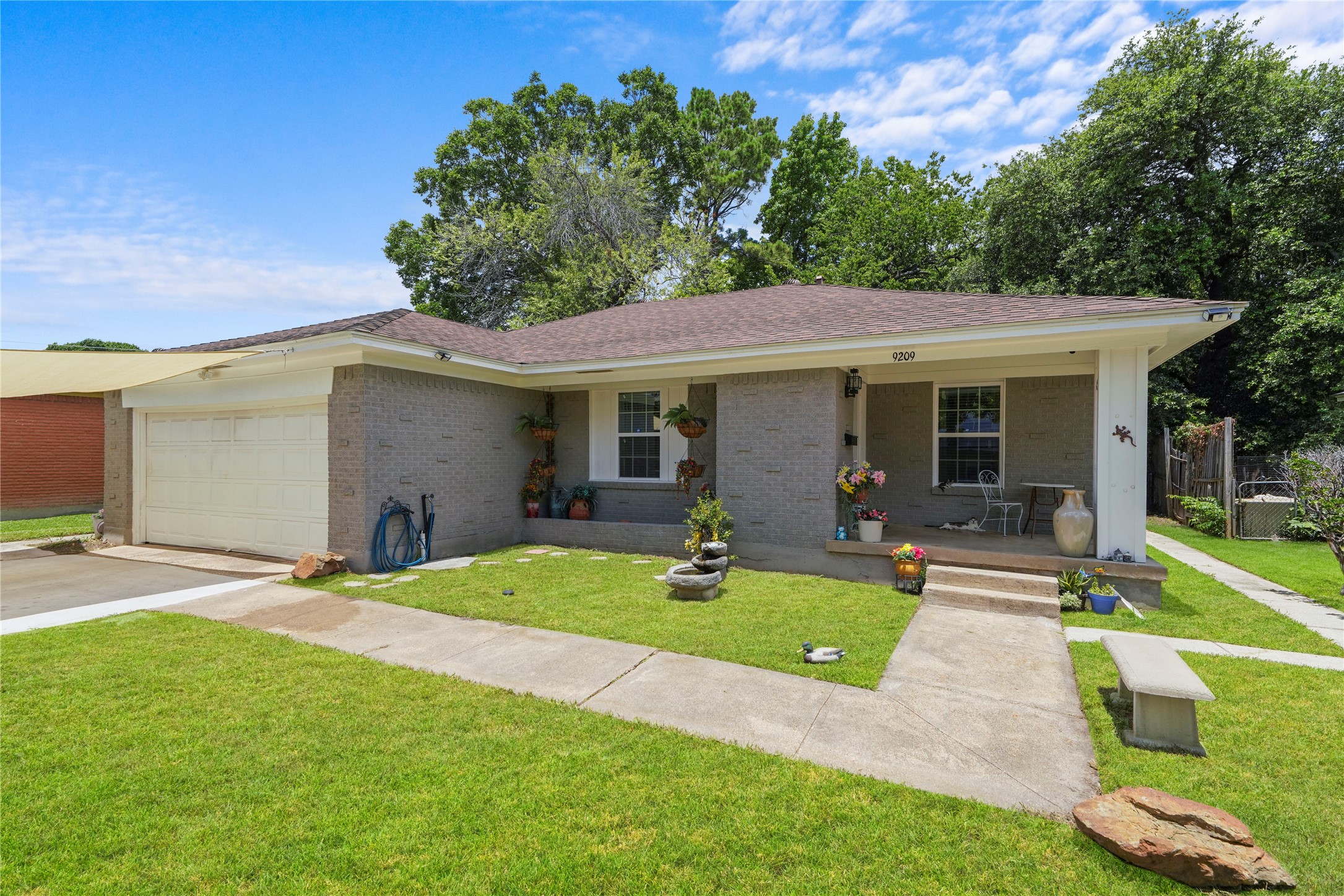9209 Palisade Drive