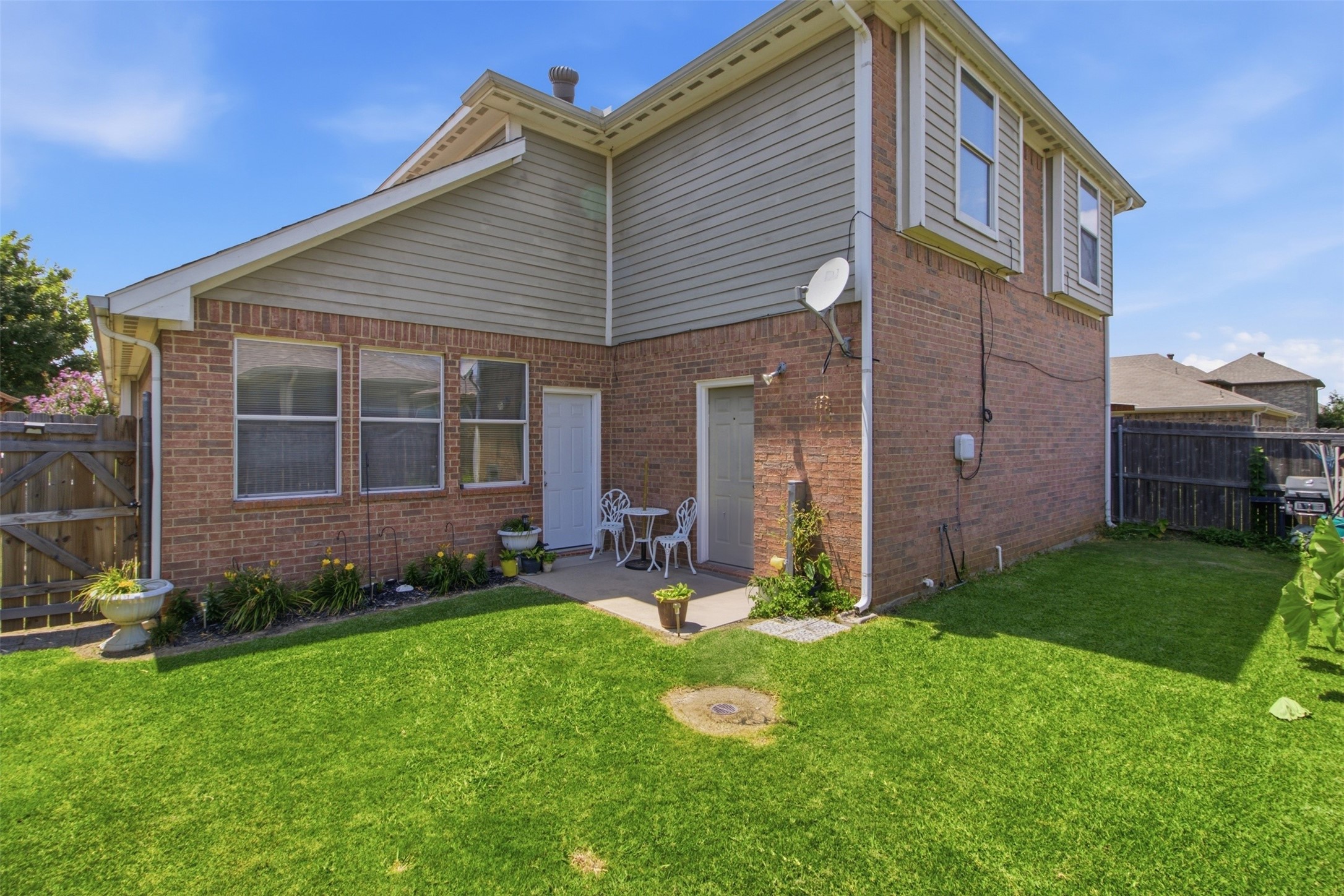 2648 Blackstone Drive