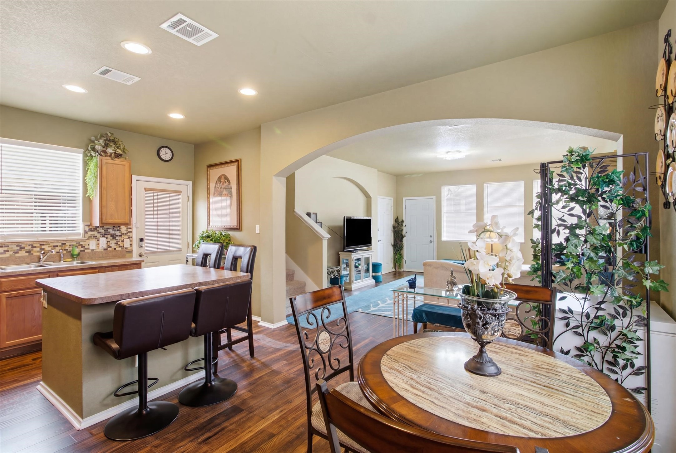 2648 Blackstone Drive