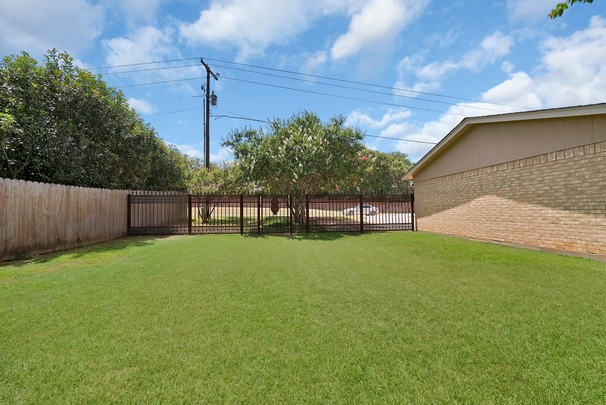 600 Mountain Laurel Lane