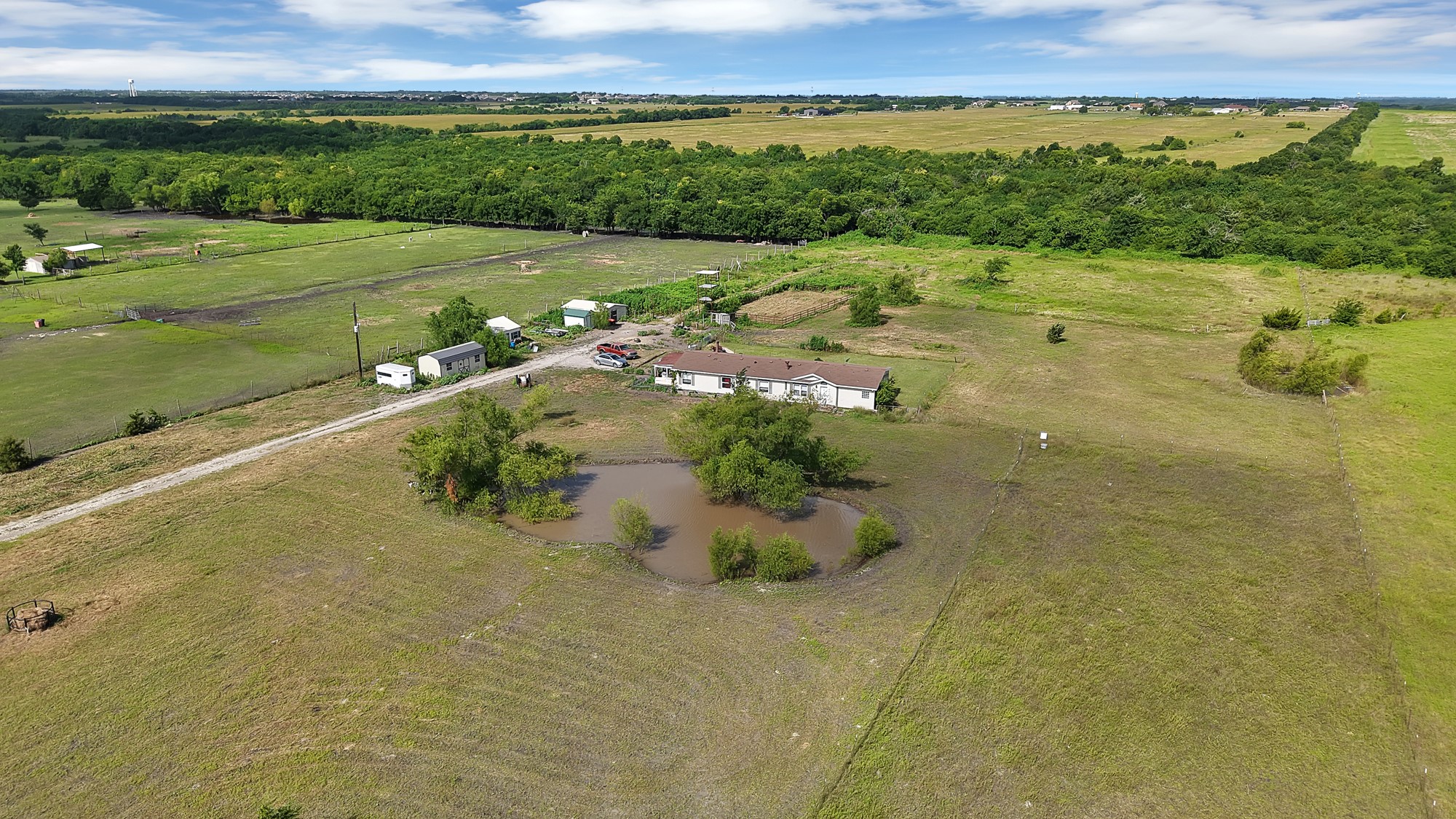 1528 County Road 697