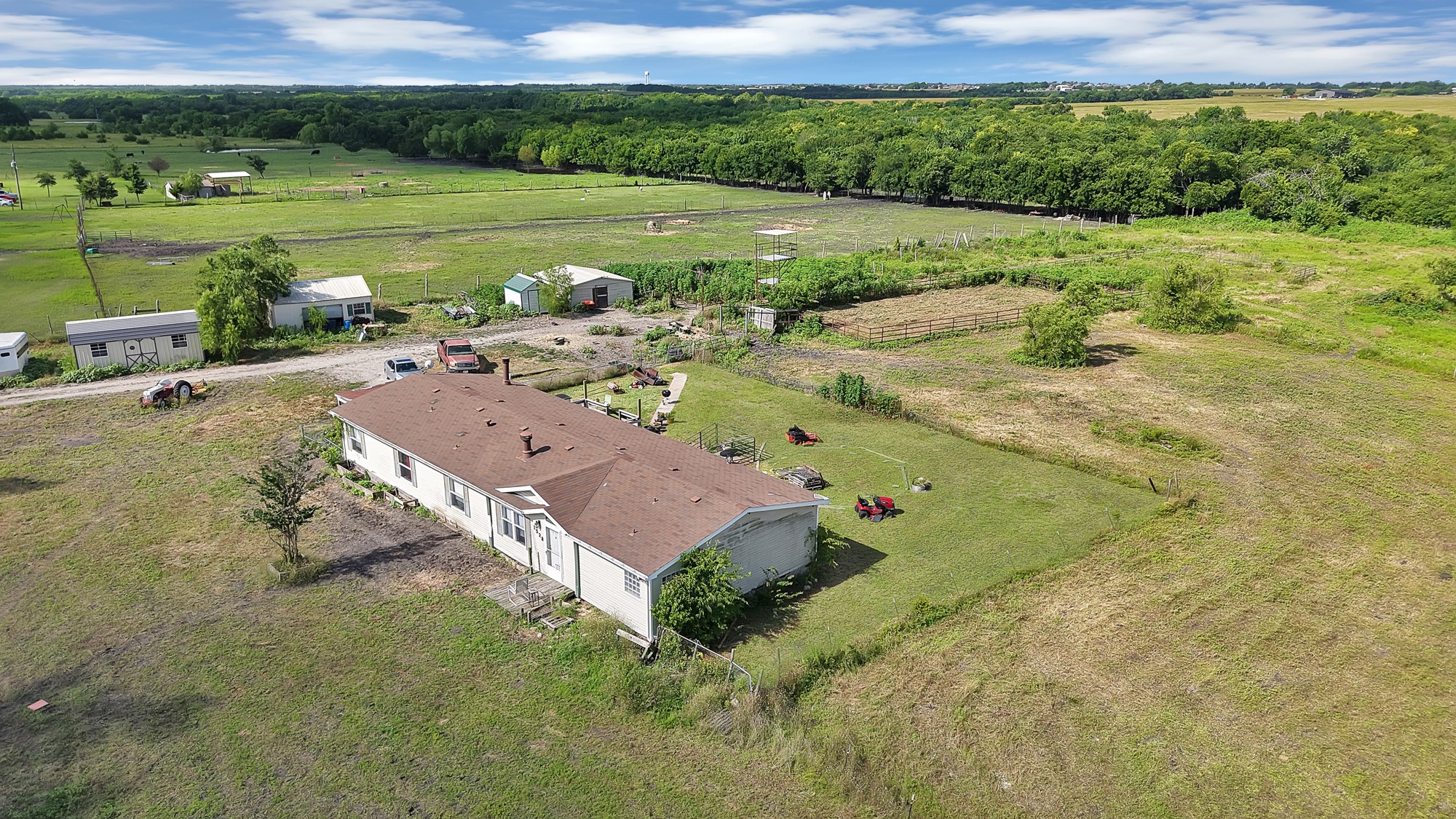 1528 County Road 697