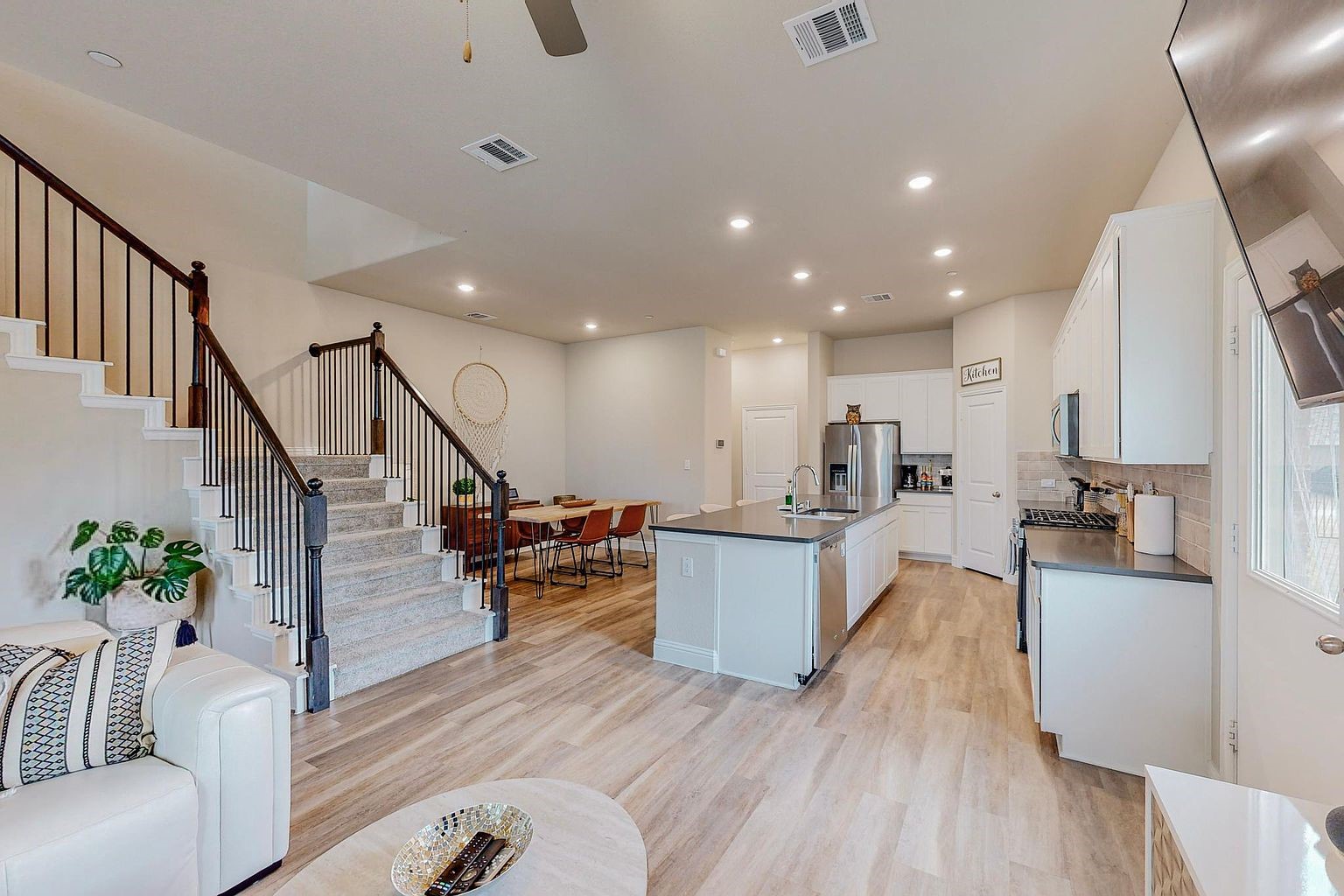 7524 Redondo Drive