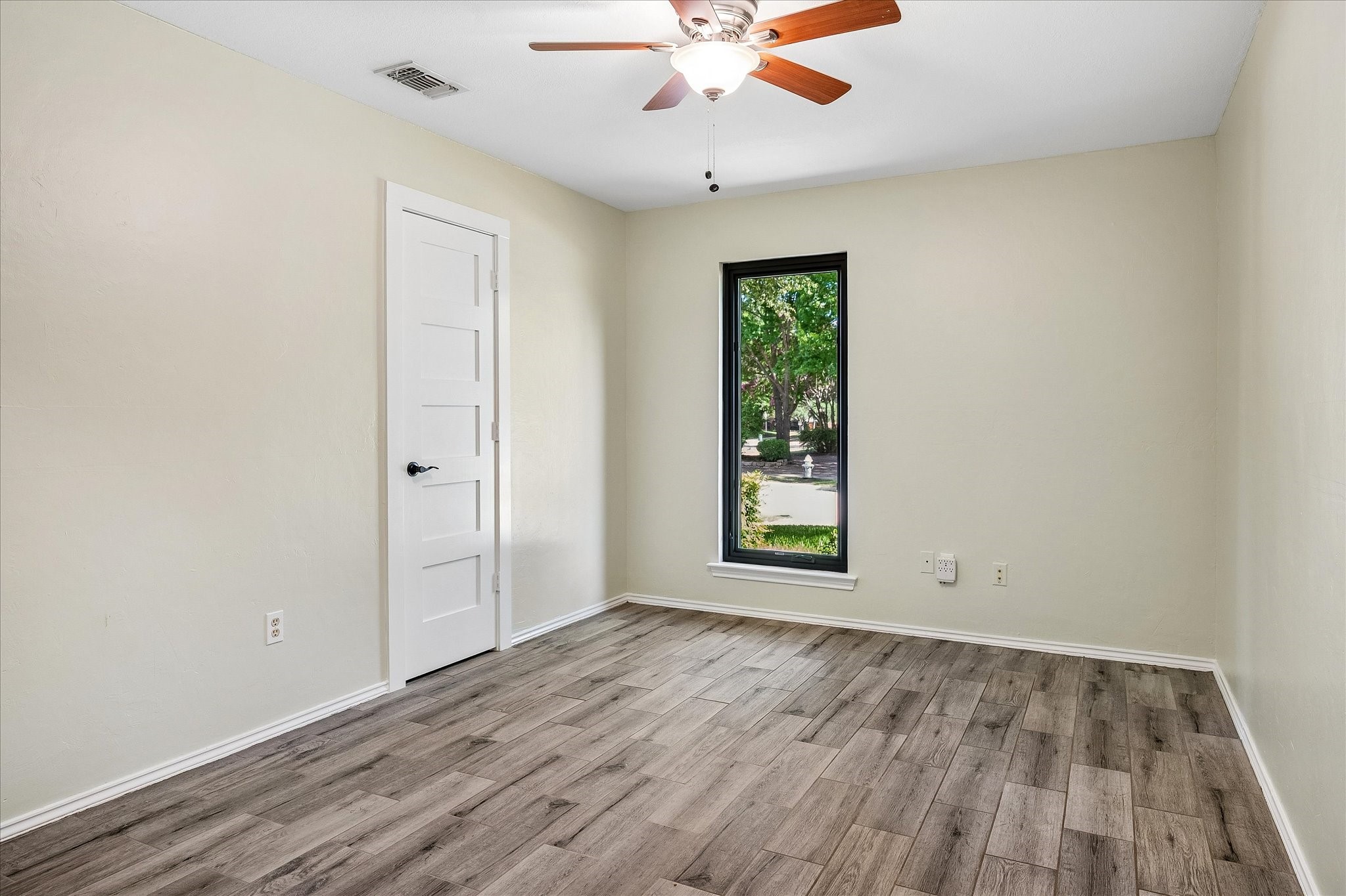 1601 Callaway Drive
