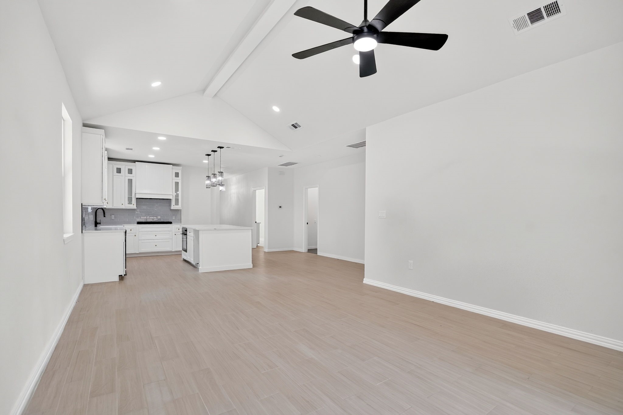 373 5TH Street NW