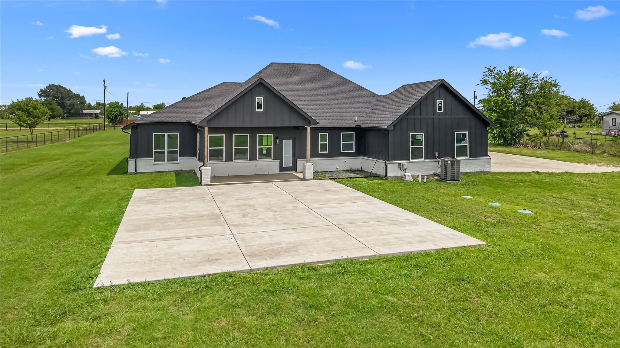 2742 Sundown Drive