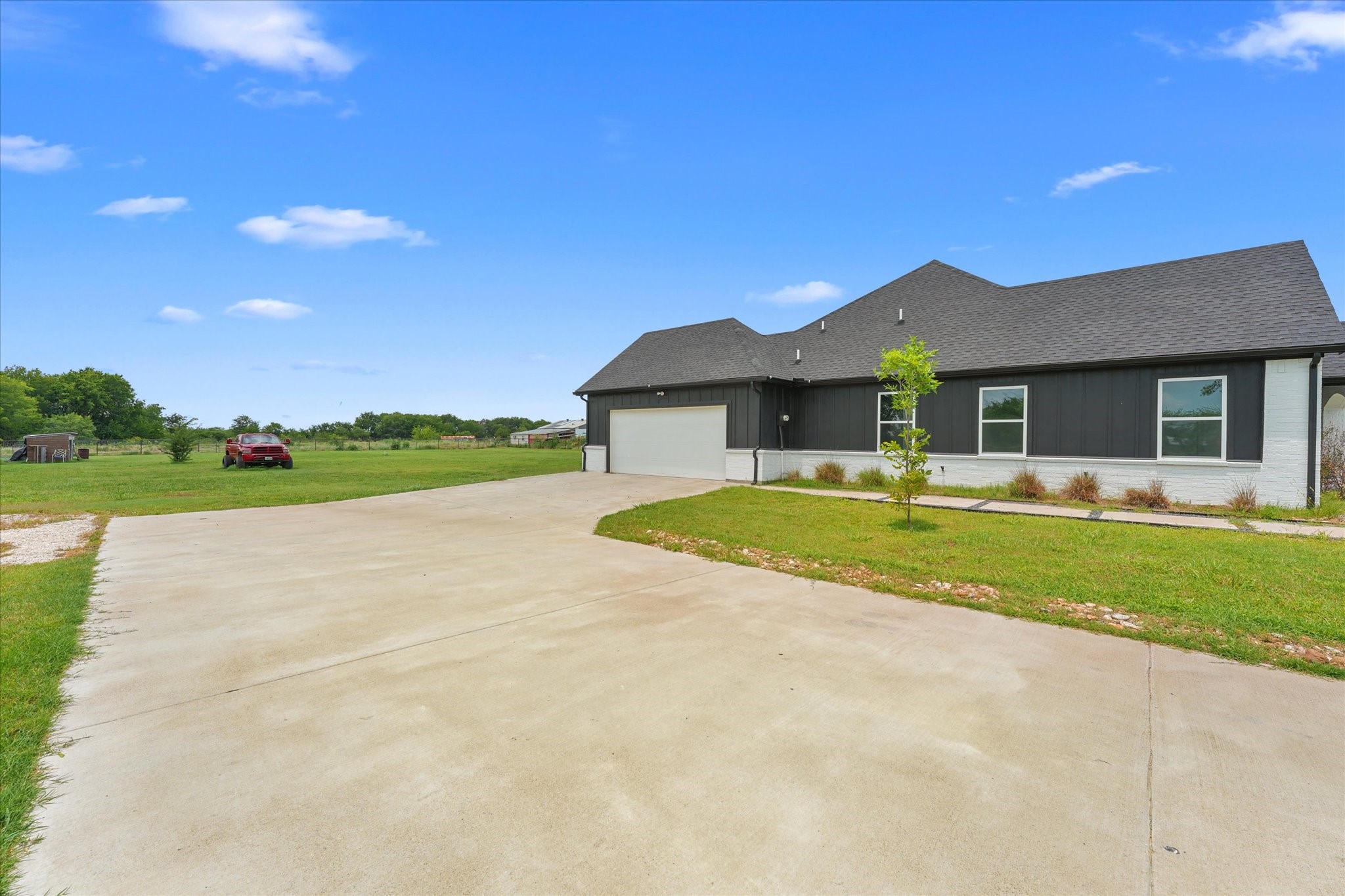 2742 Sundown Drive