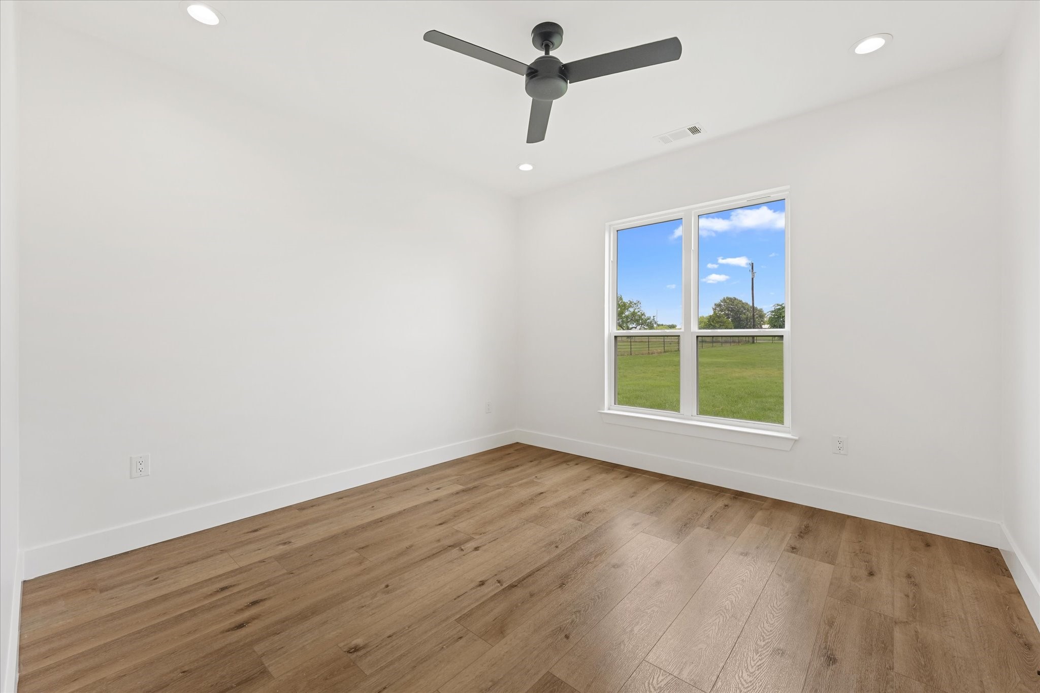 2742 Sundown Drive