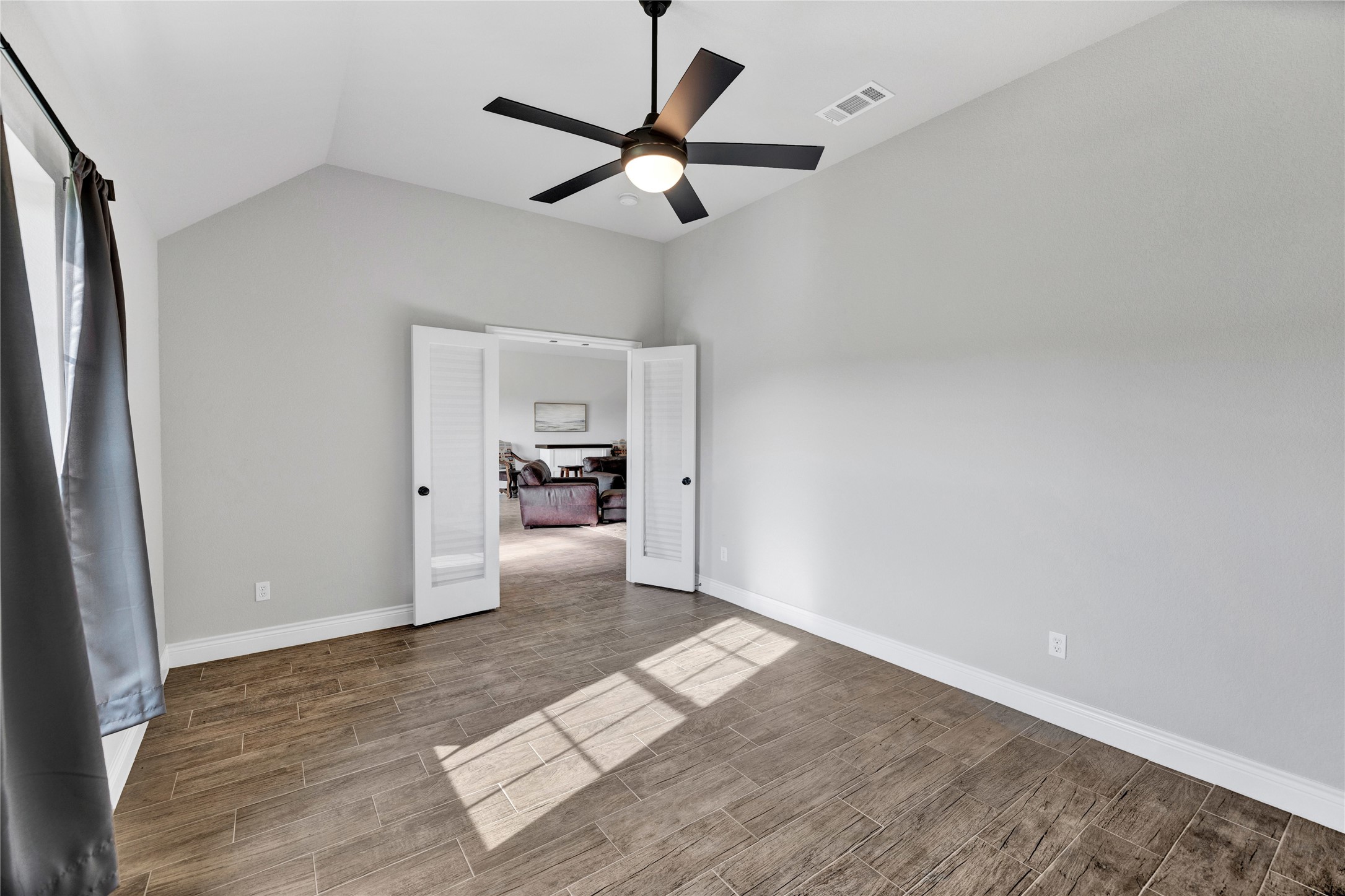 1040 Cloudy Court