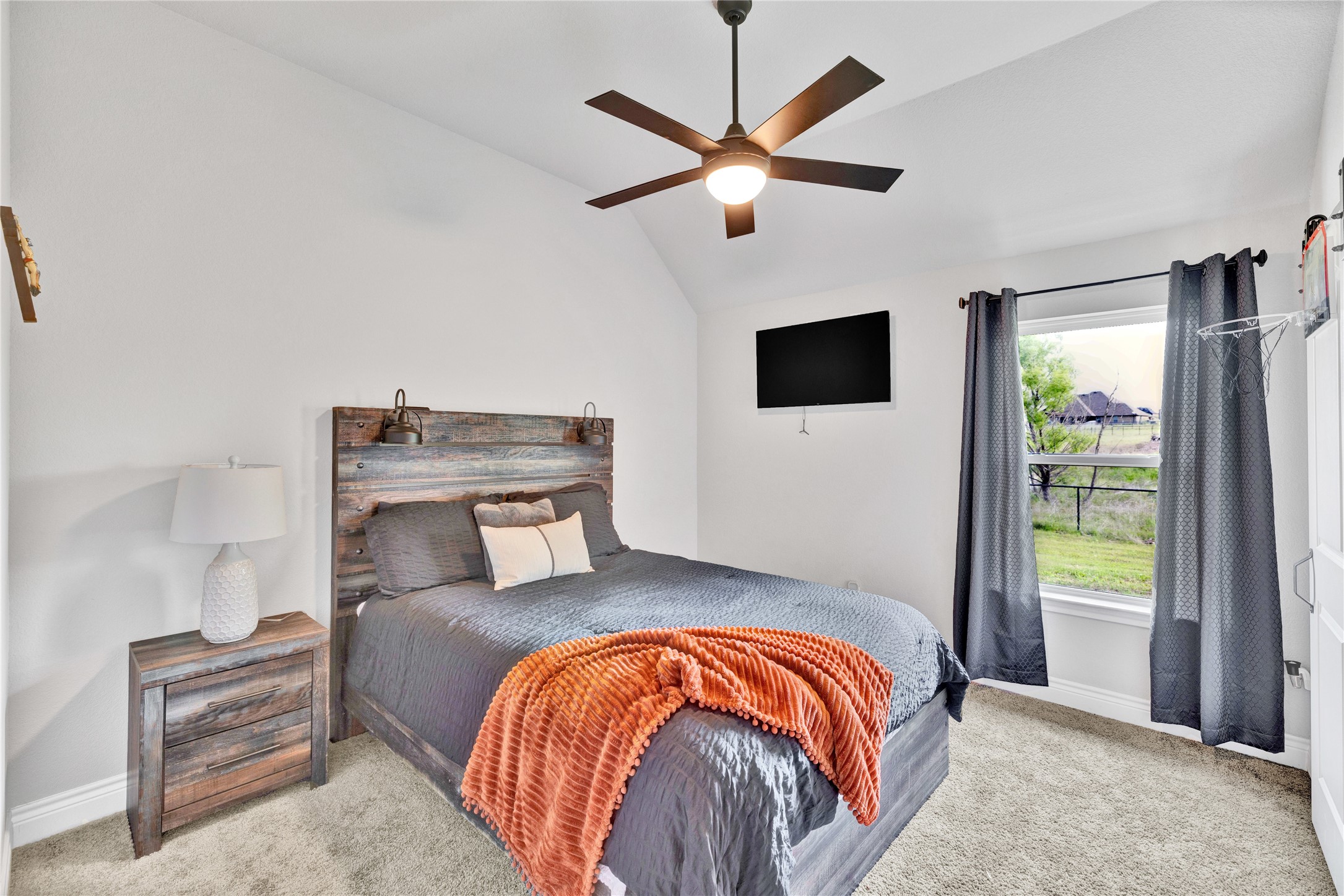 1040 Cloudy Court