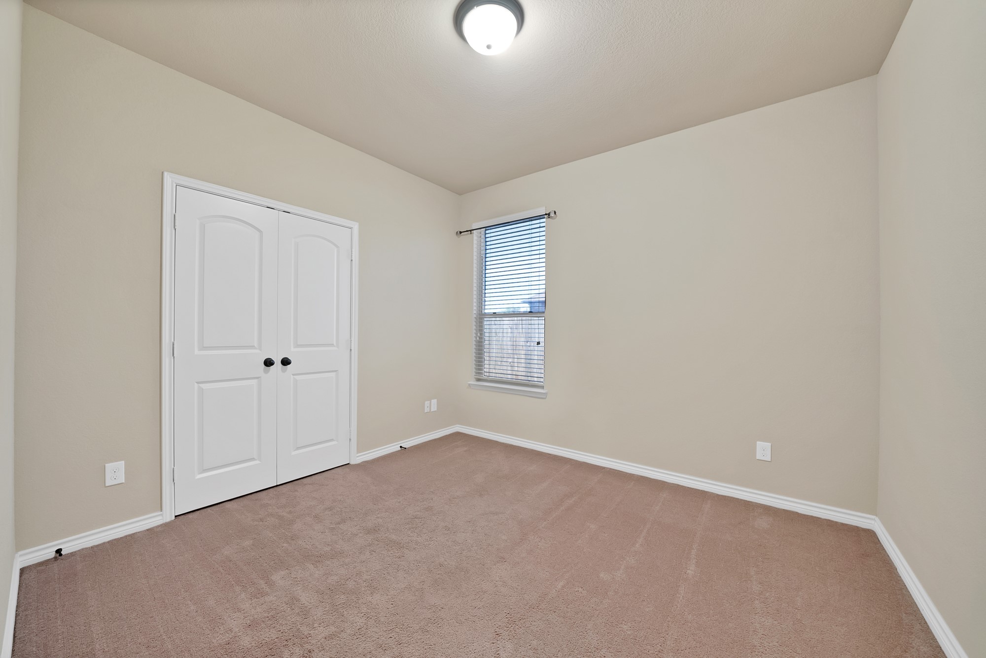 7256 Lake Country Drive