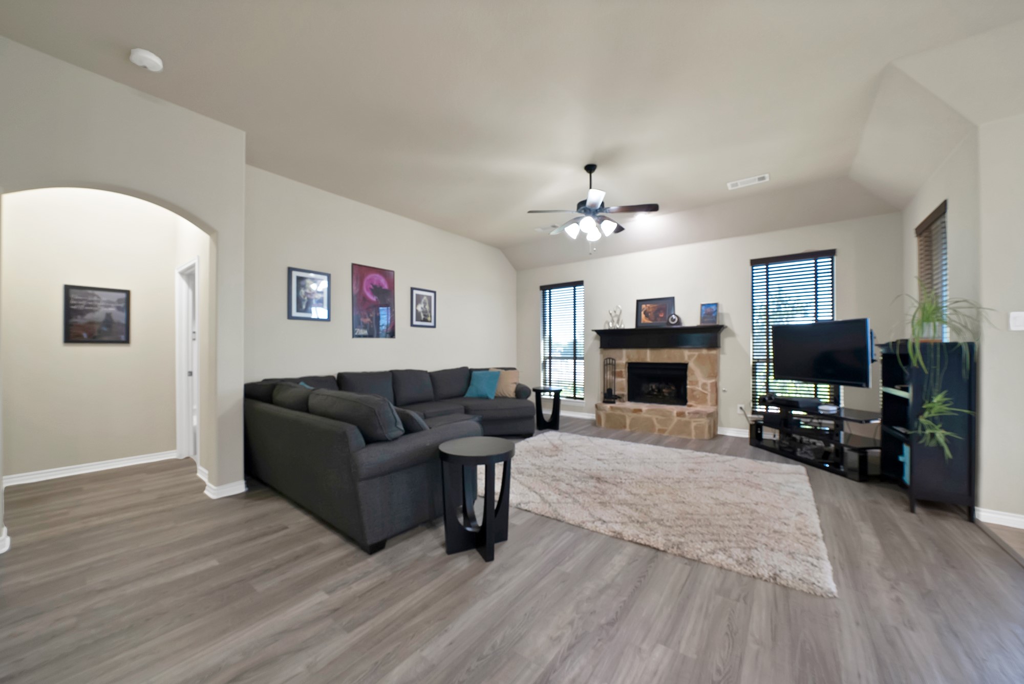 7256 Lake Country Drive