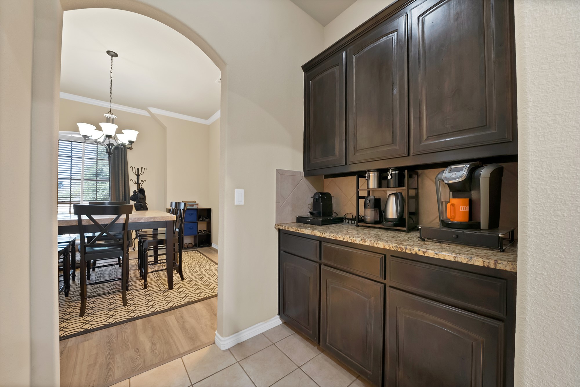 7256 Lake Country Drive