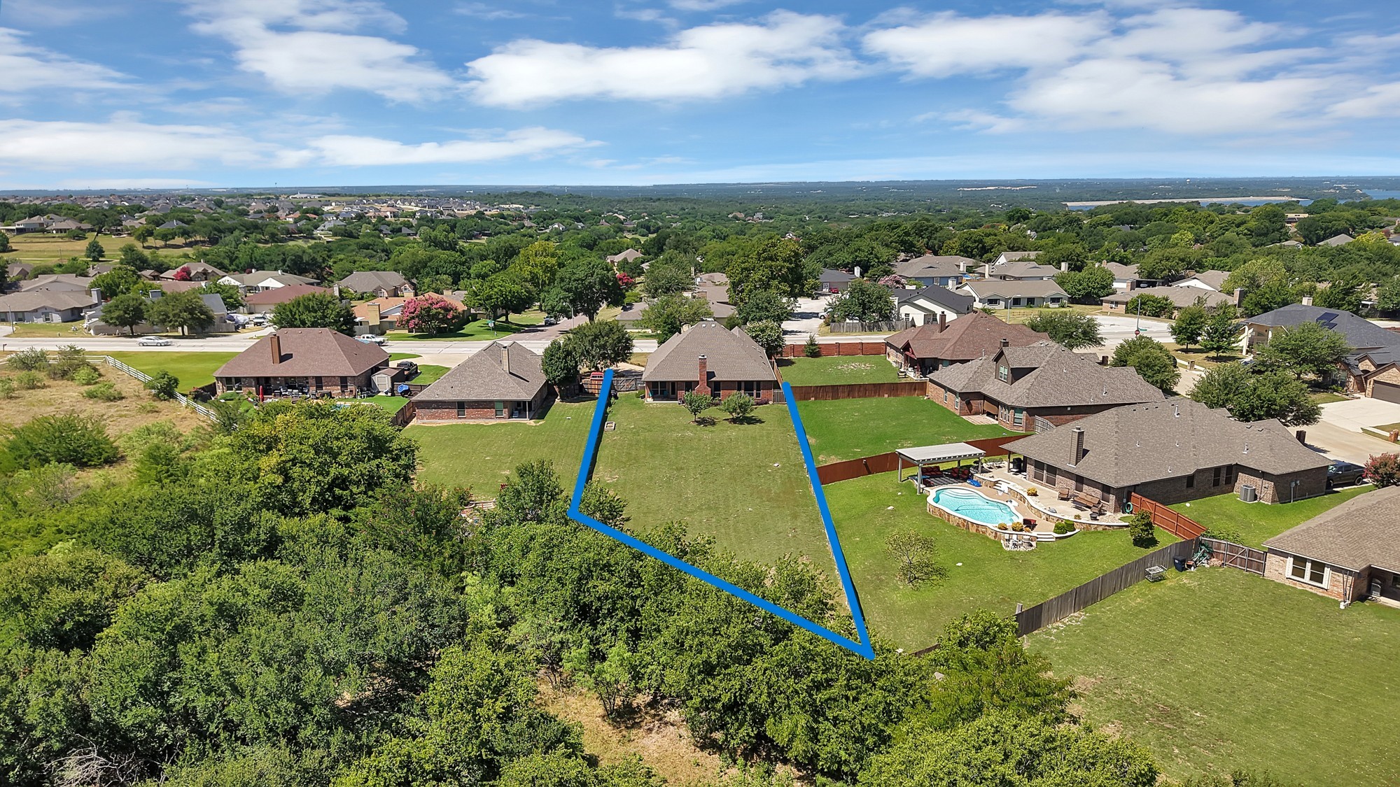 7256 Lake Country Drive
