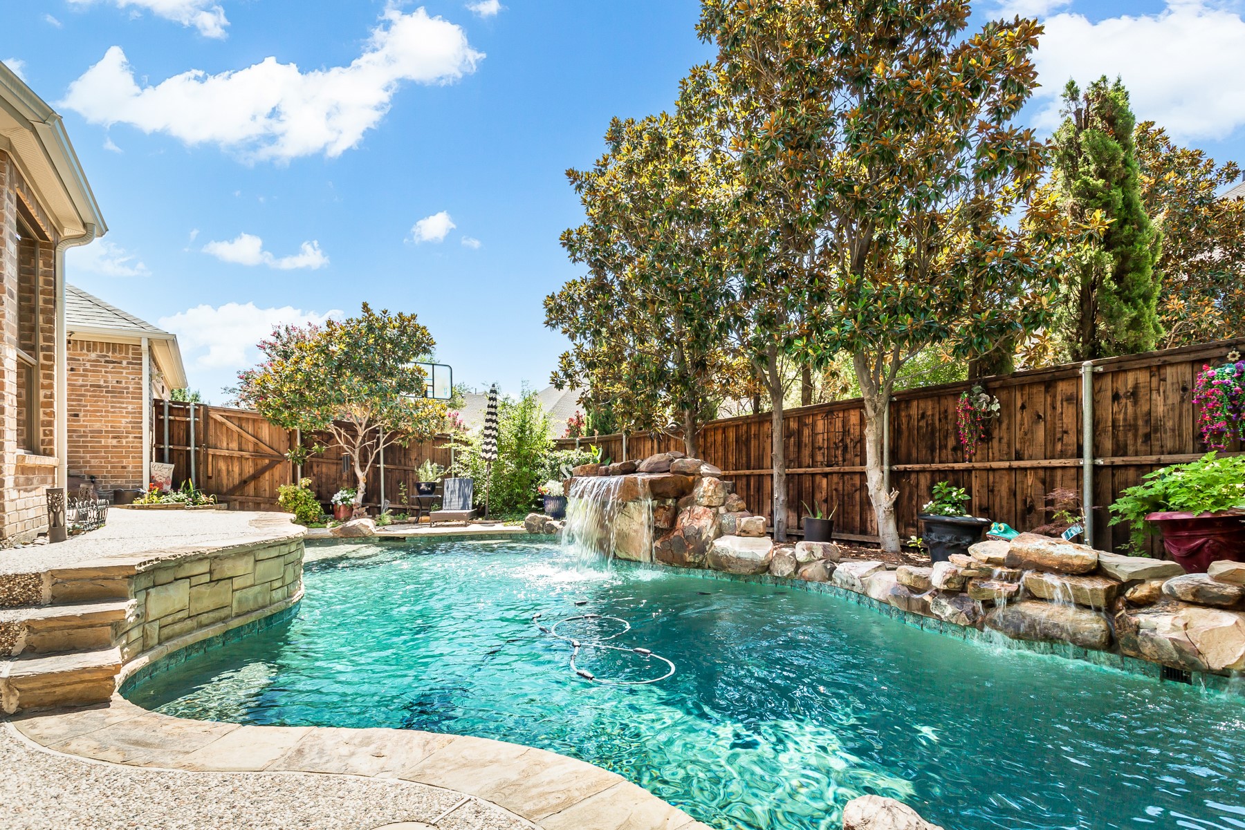 927 Mckamy Drive
