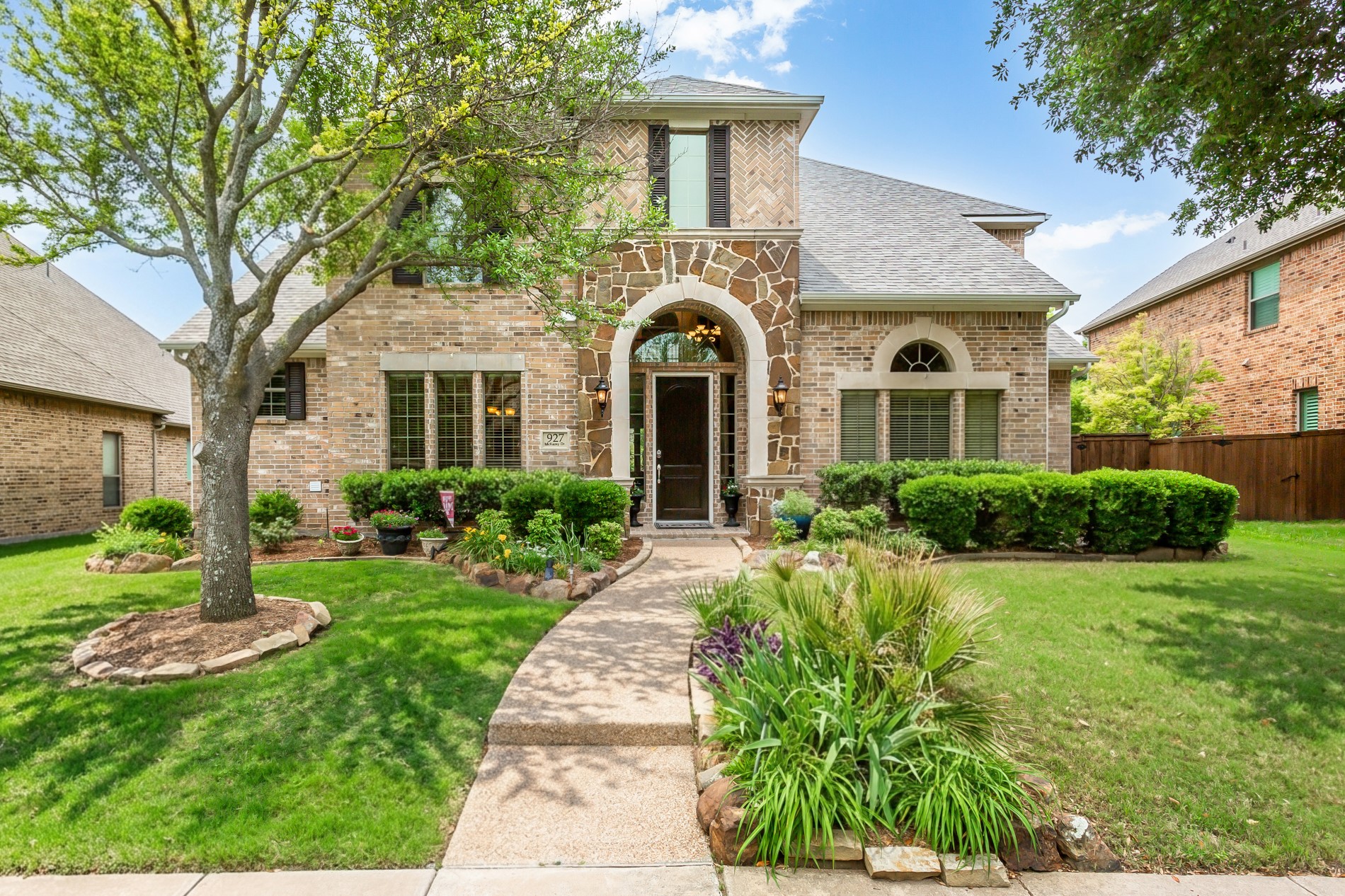 927 Mckamy Drive