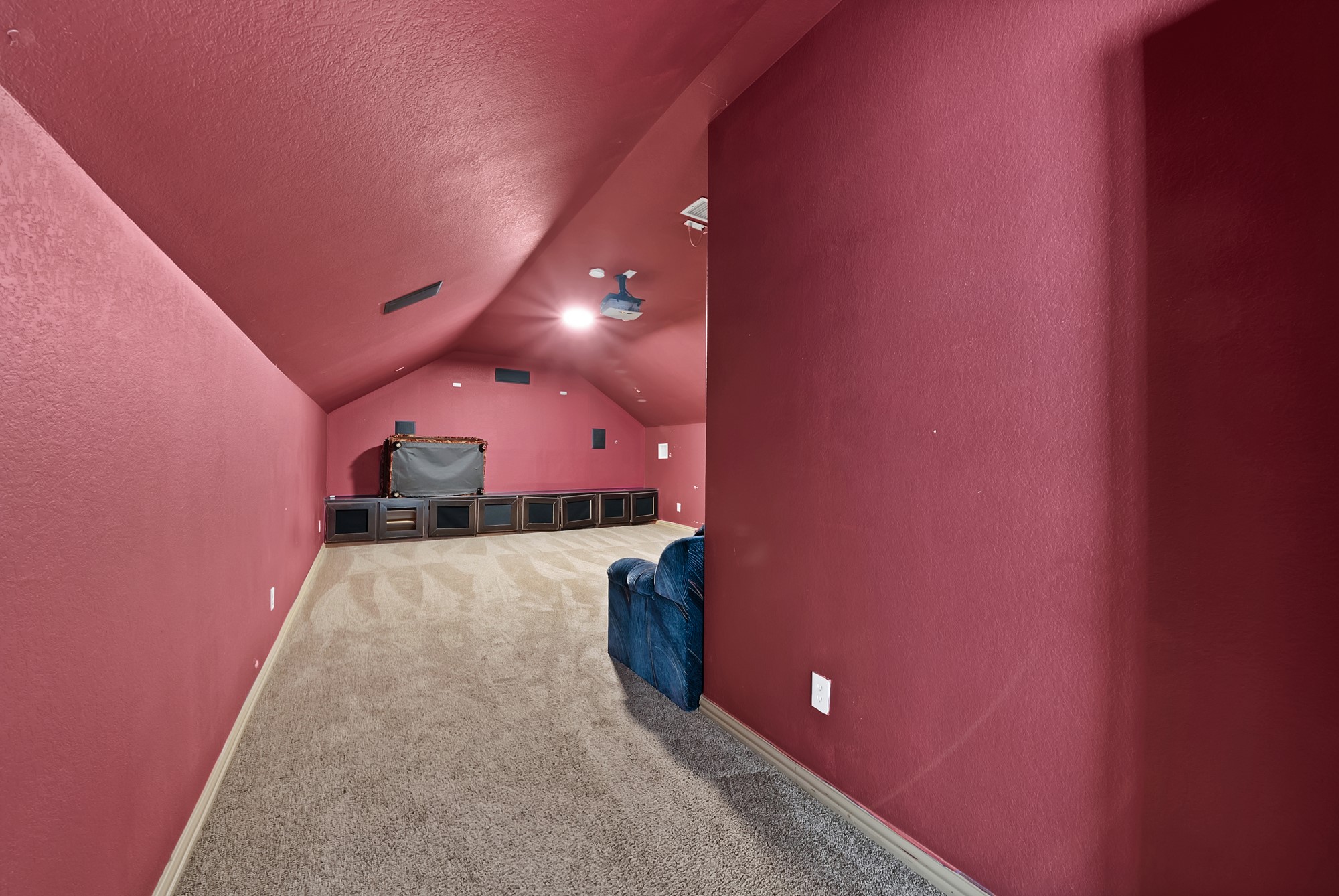 2245 Homestead Lane