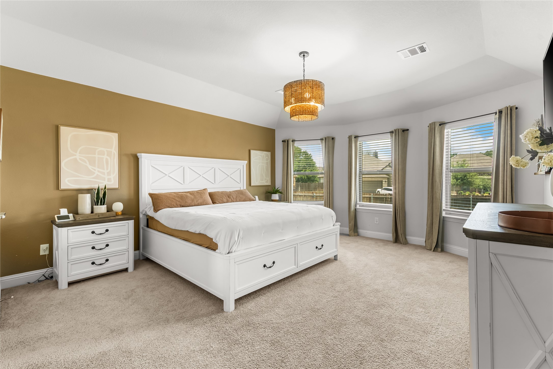 225 Rossville Drive