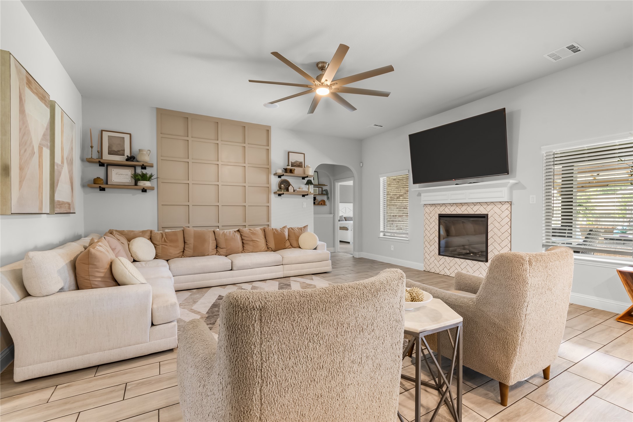 225 Rossville Drive