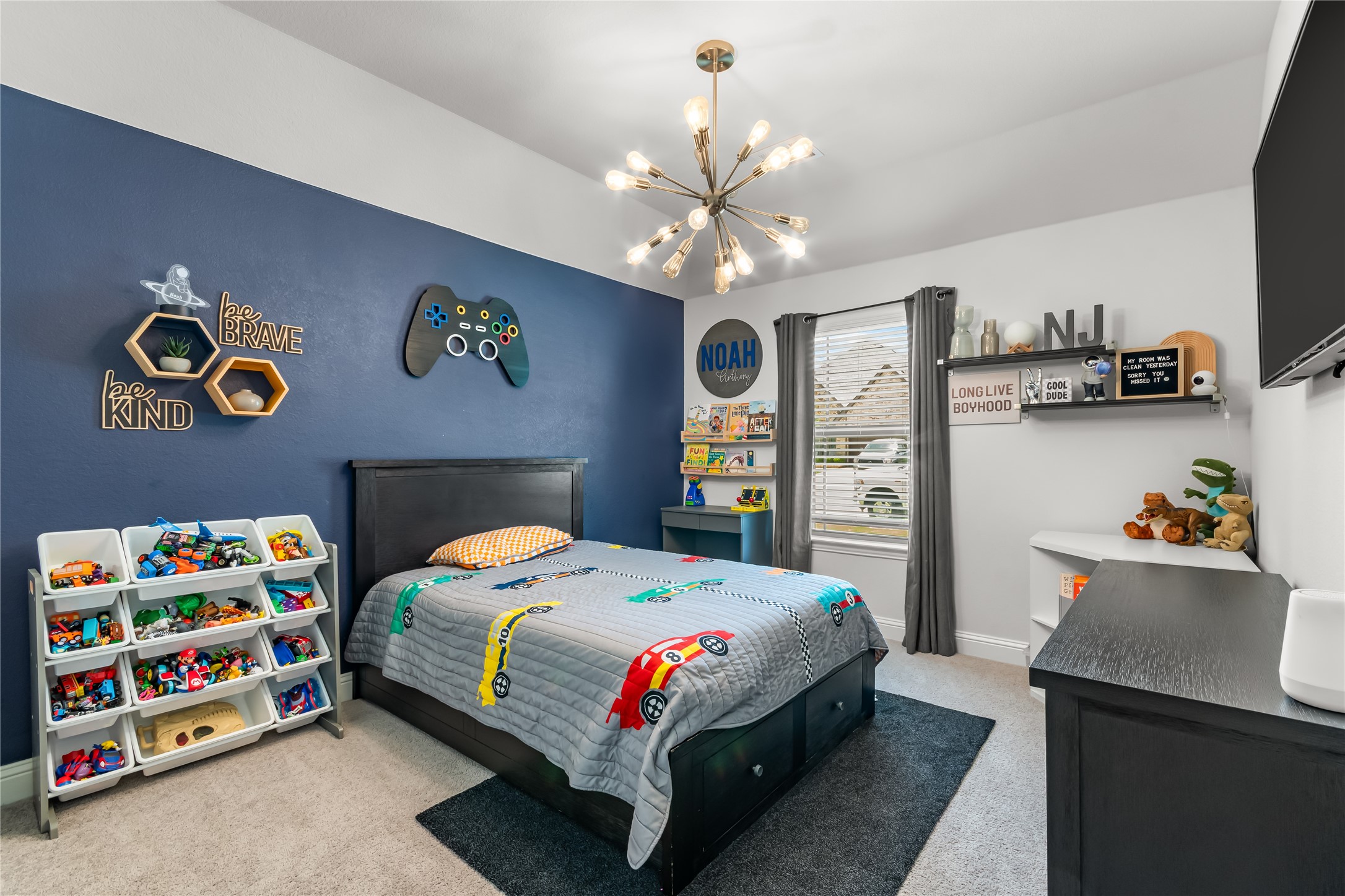 225 Rossville Drive