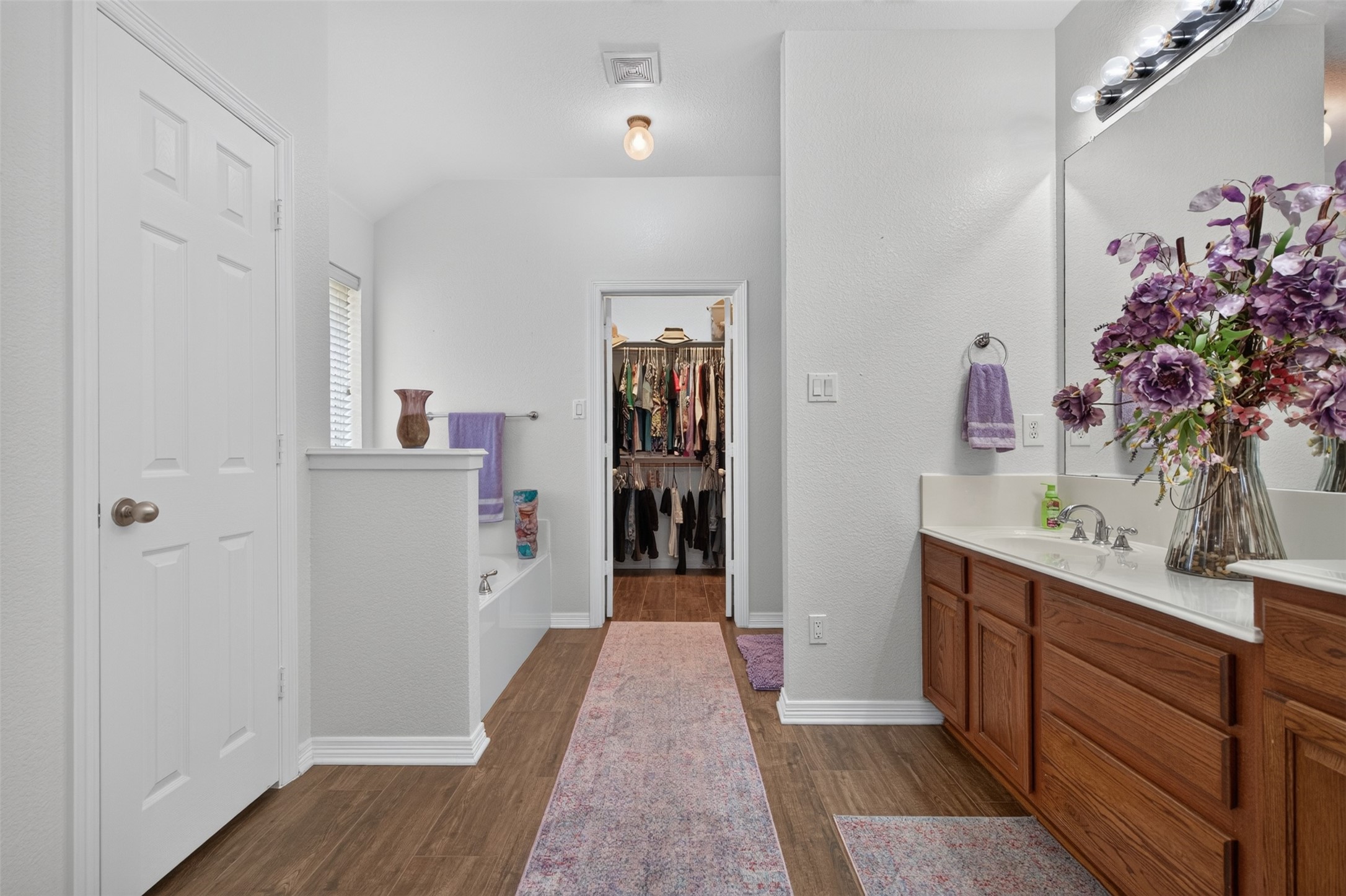 641 Carriage Lane