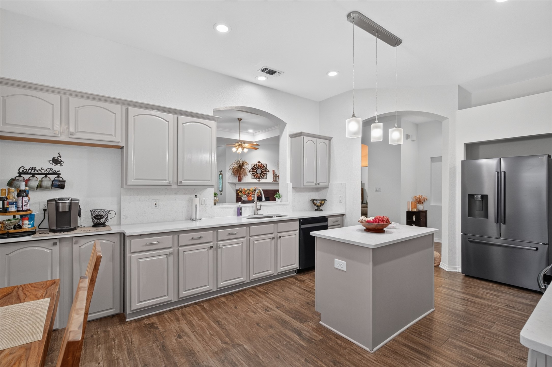 641 Carriage Lane