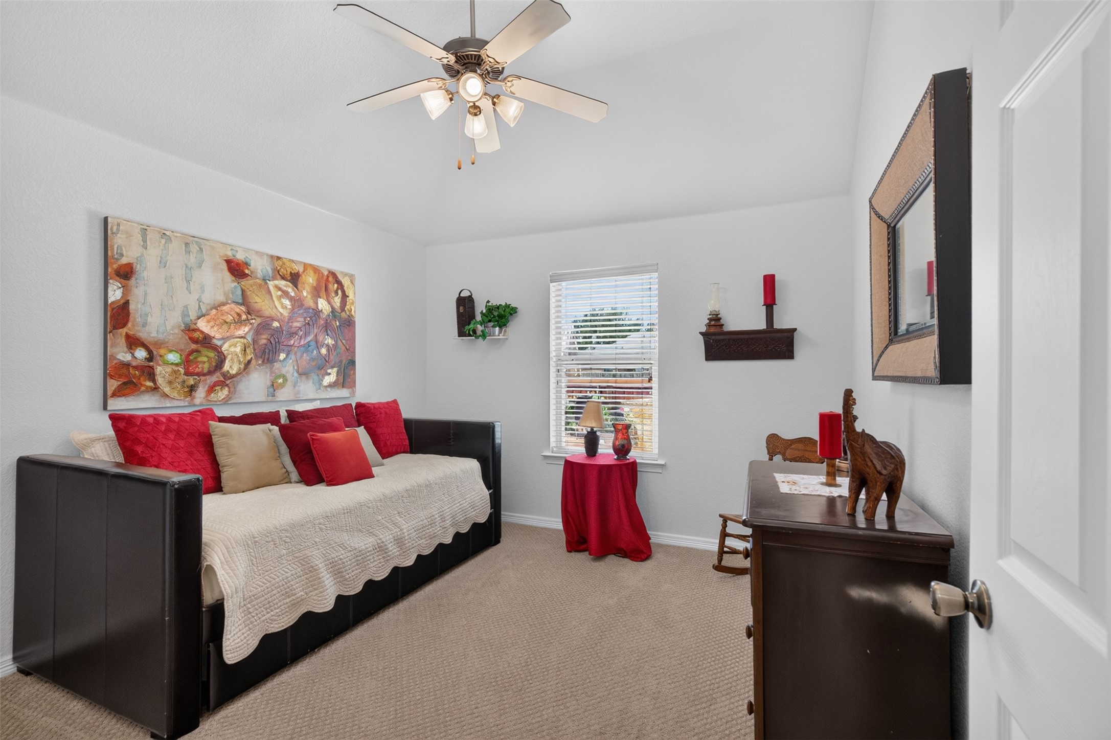 641 Carriage Lane