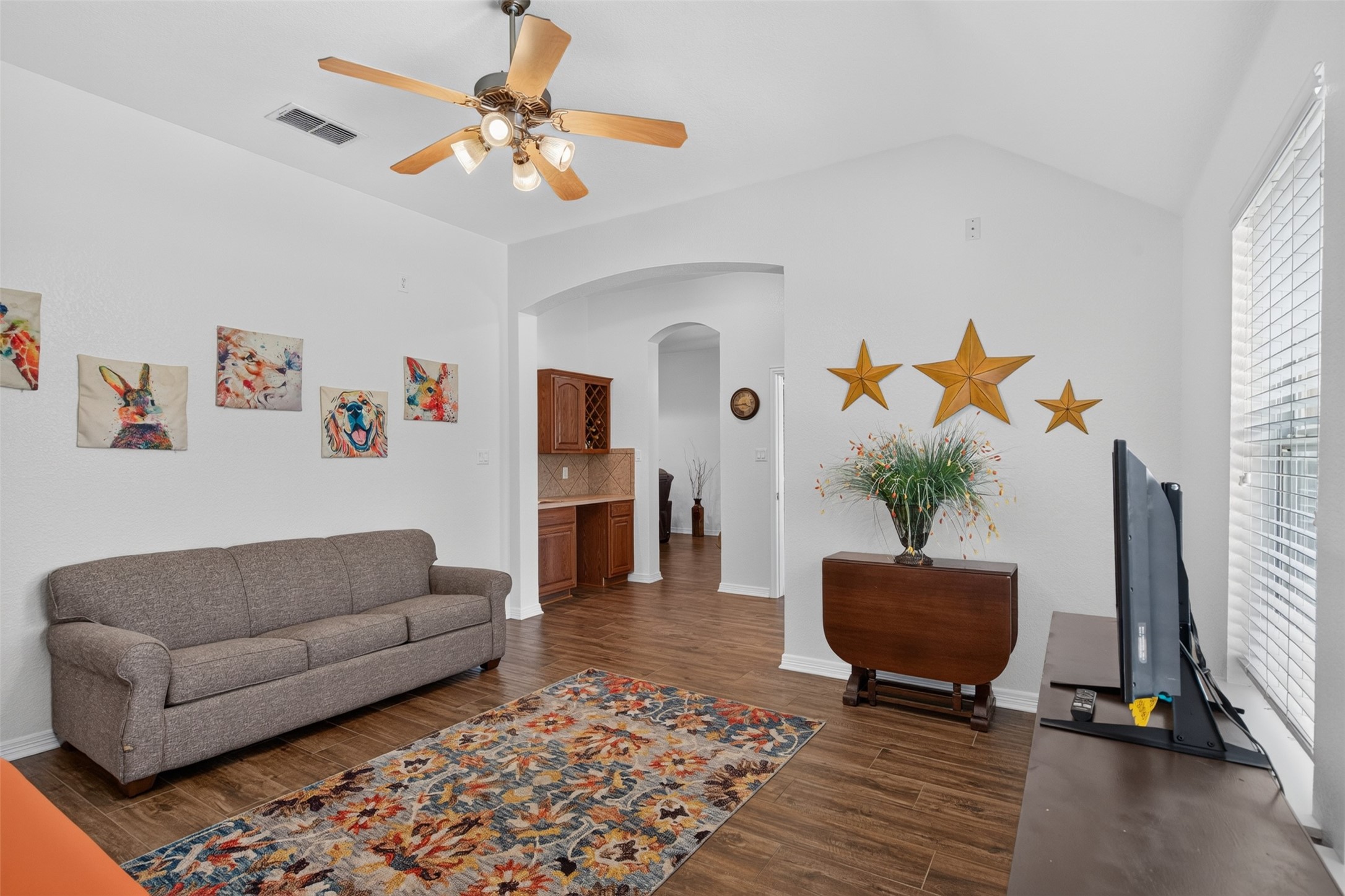 641 Carriage Lane