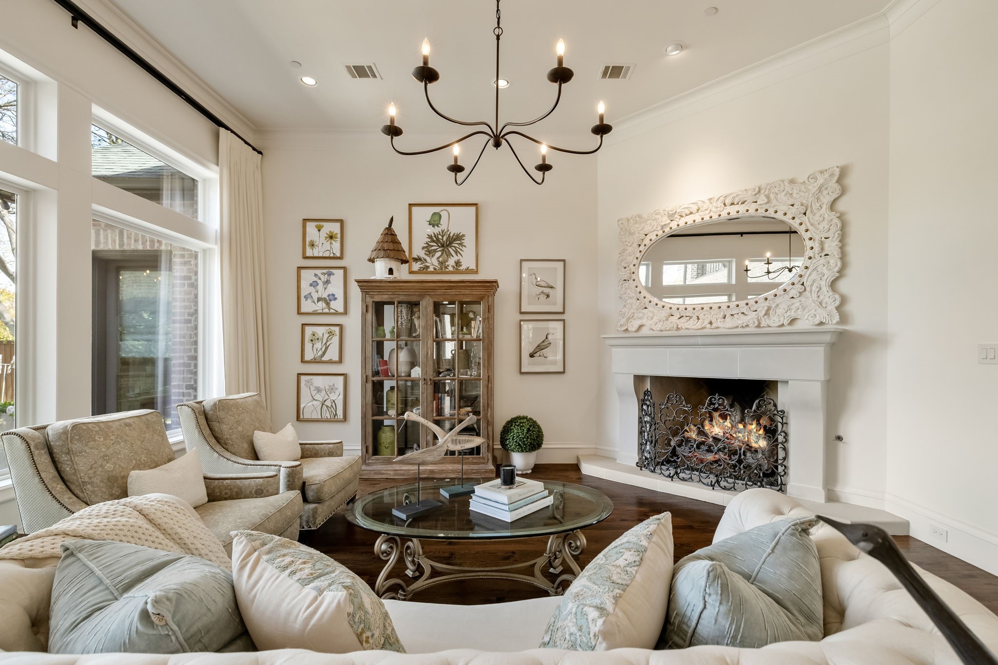 4719 Forest Lane