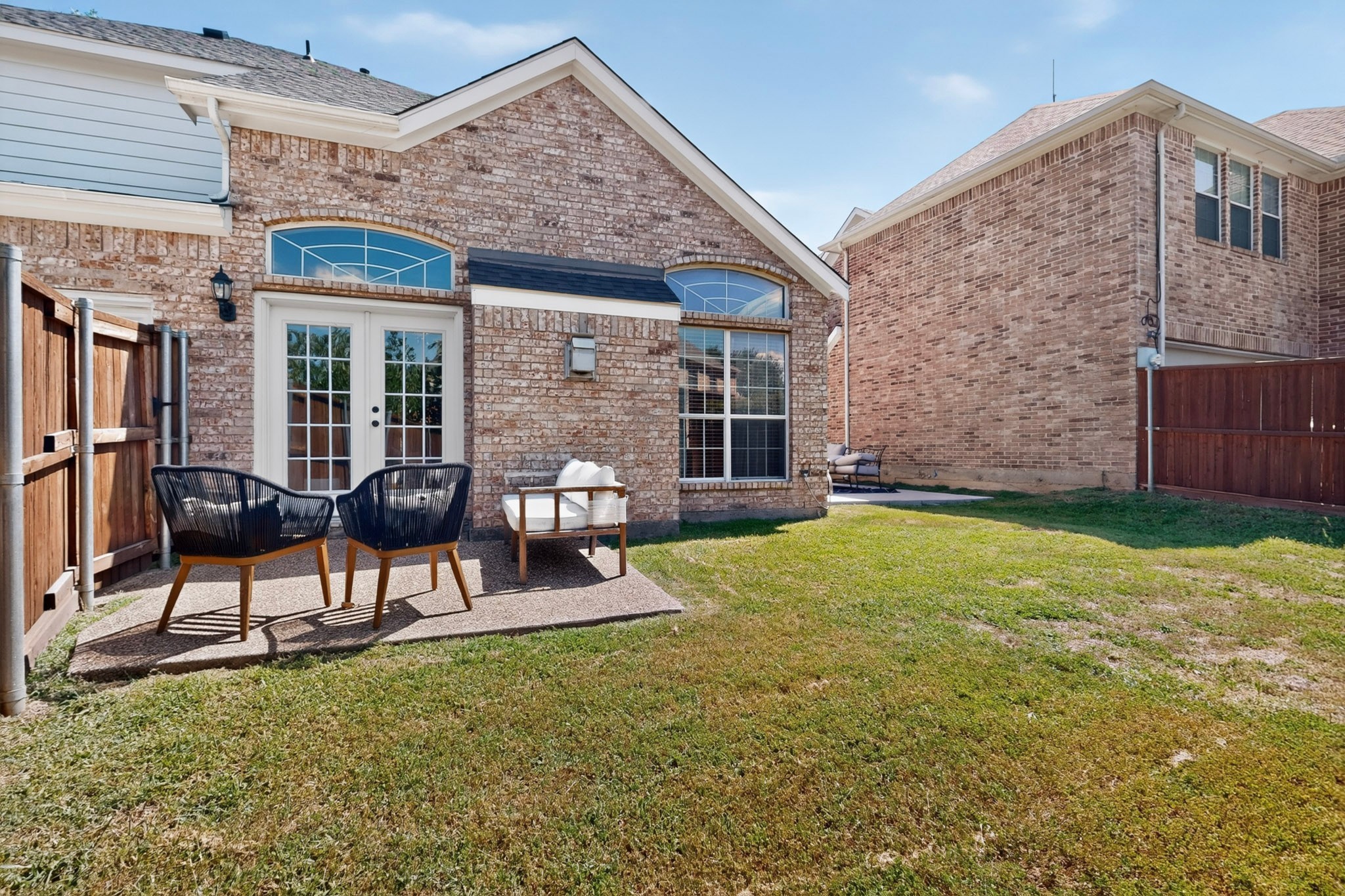 2266 Fox Crossing Lane