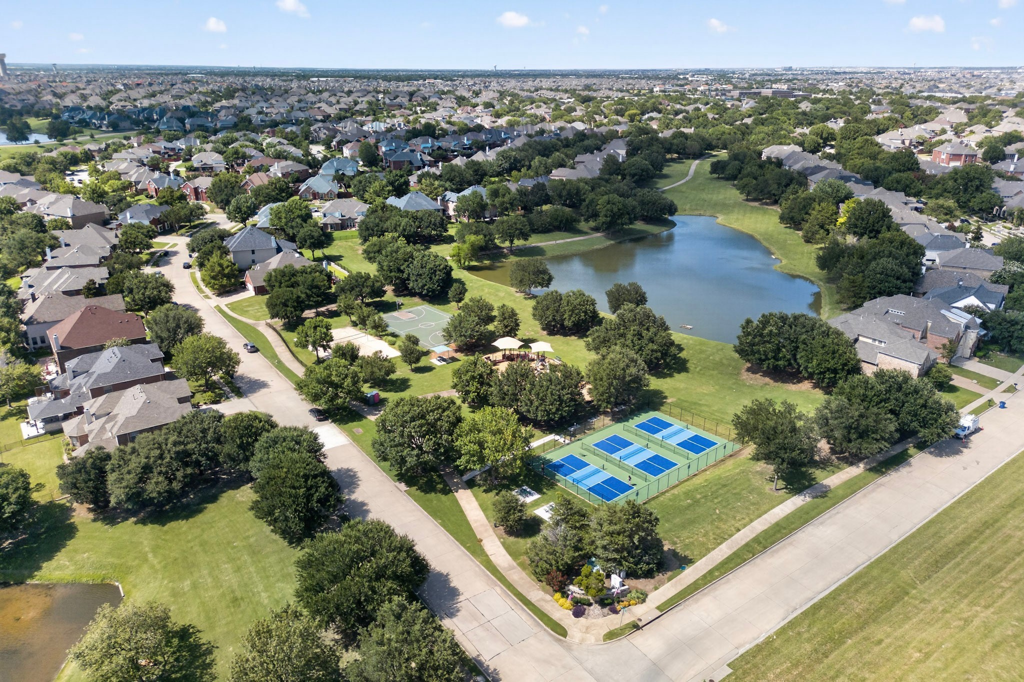 2266 Fox Crossing Lane