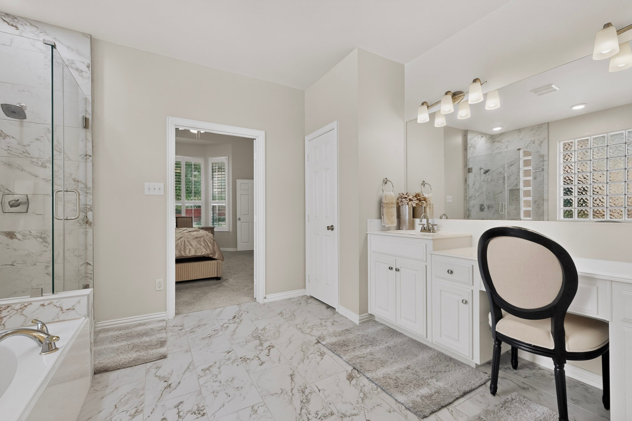 2266 Fox Crossing Lane