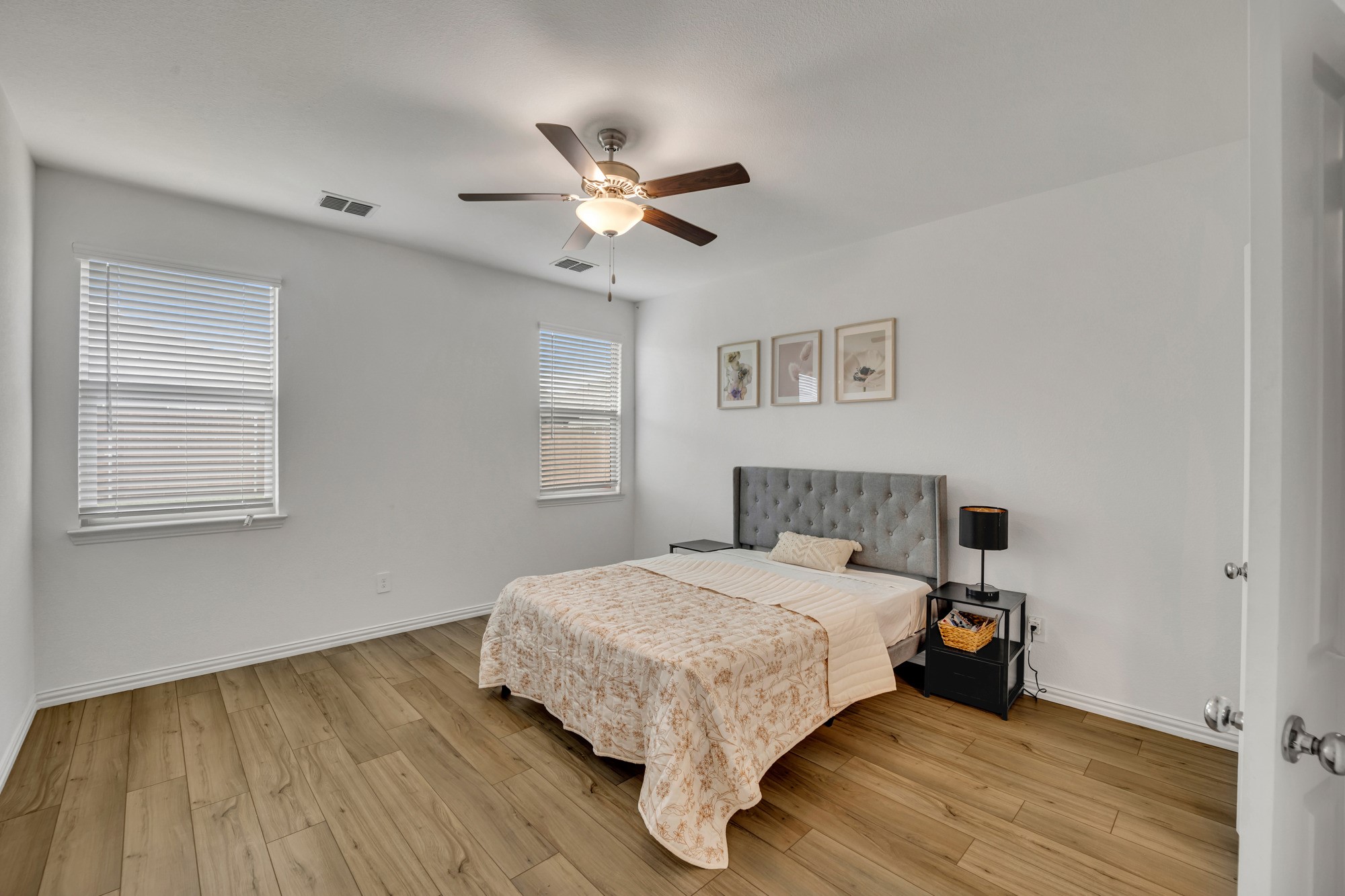 3221 Sioux Trail