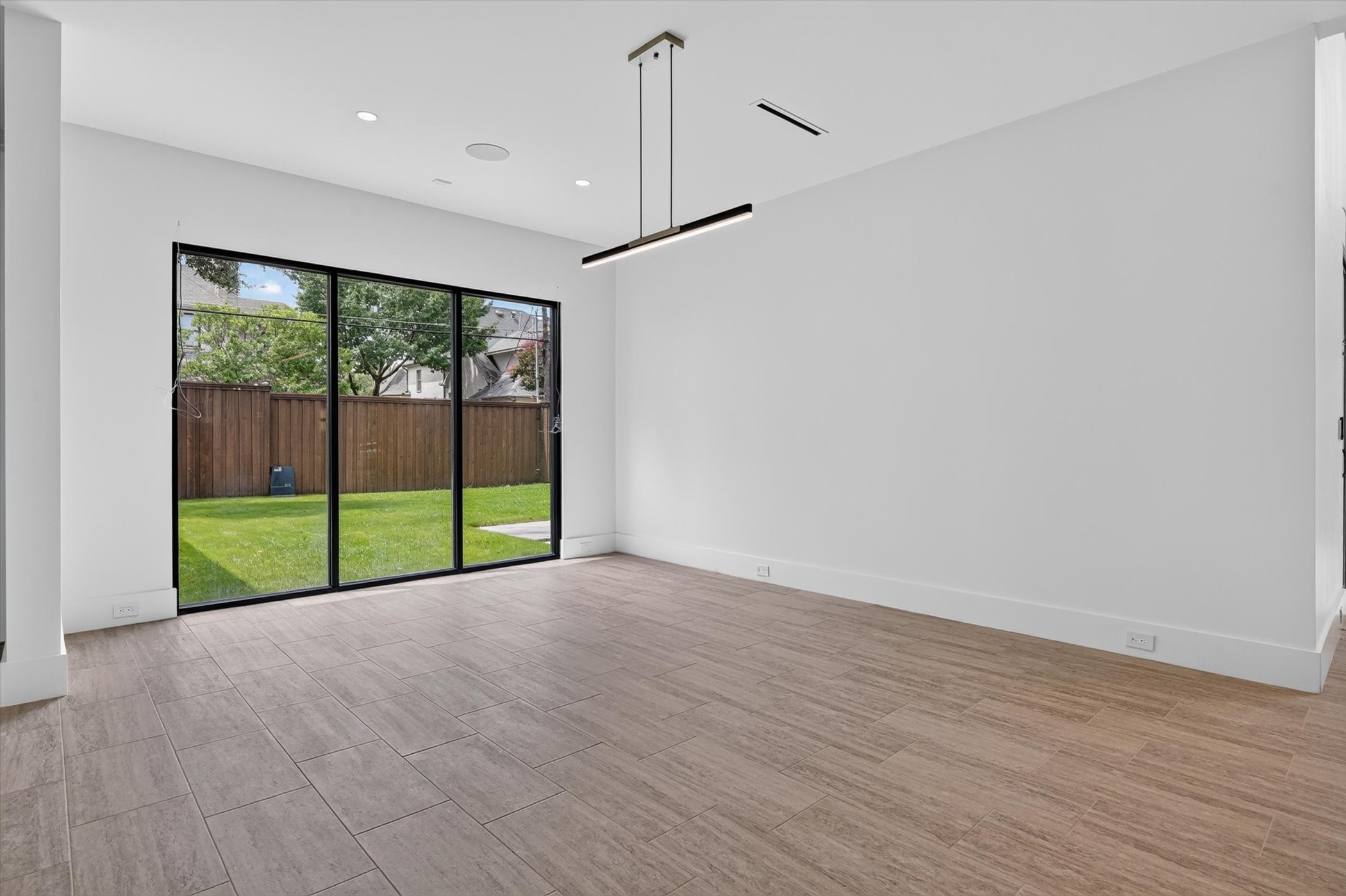 6466 Royal Lane