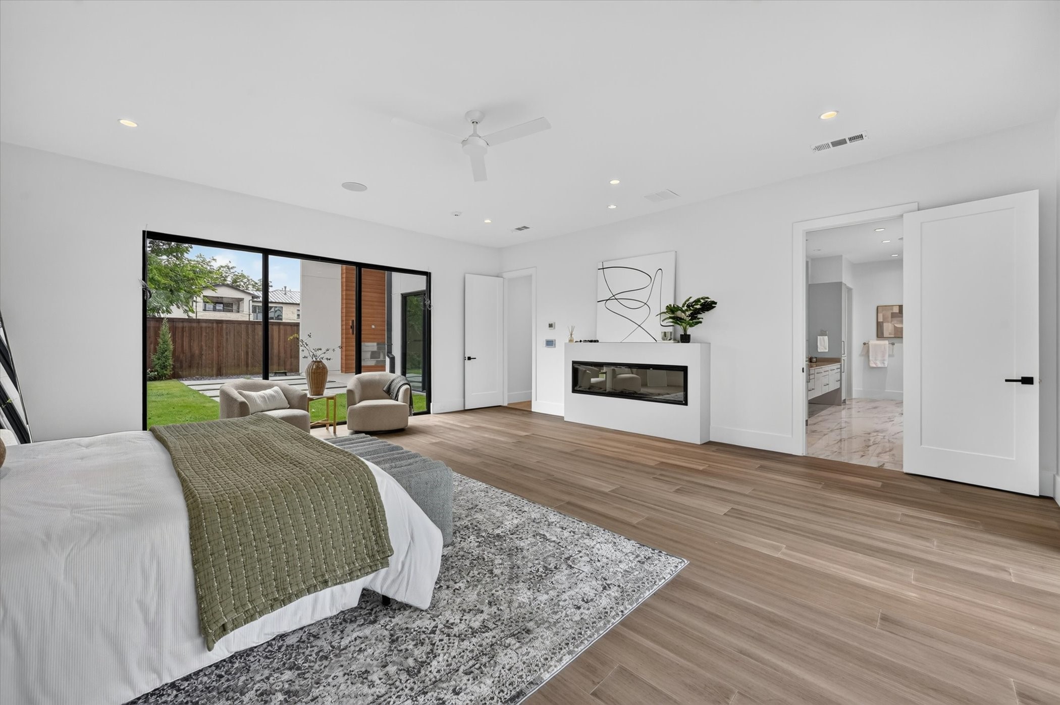 6466 Royal Lane