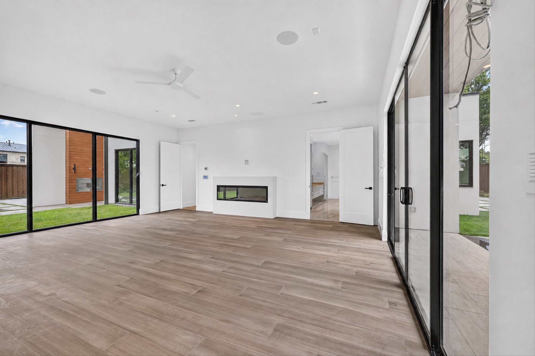 6466 Royal Lane