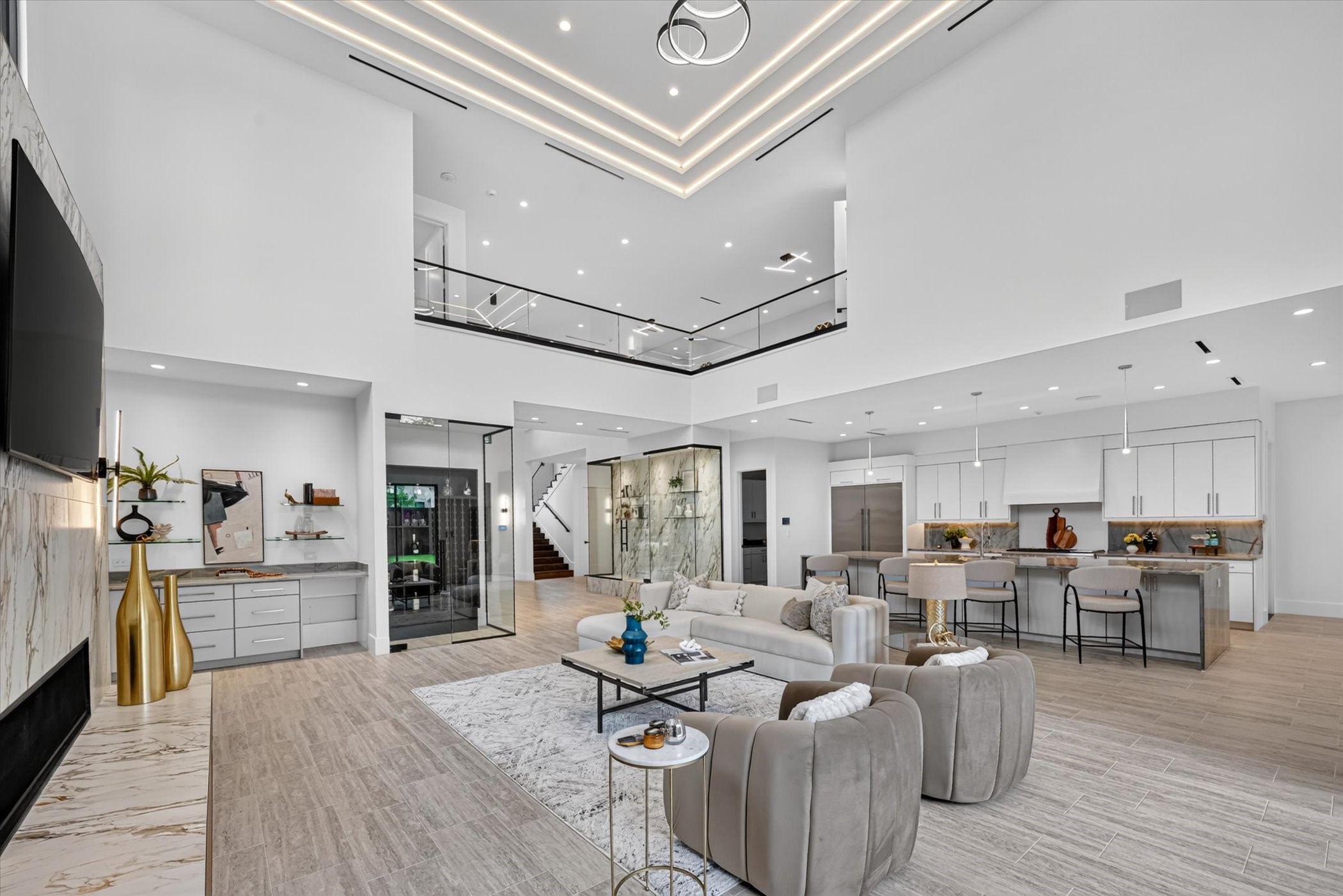 6466 Royal Lane