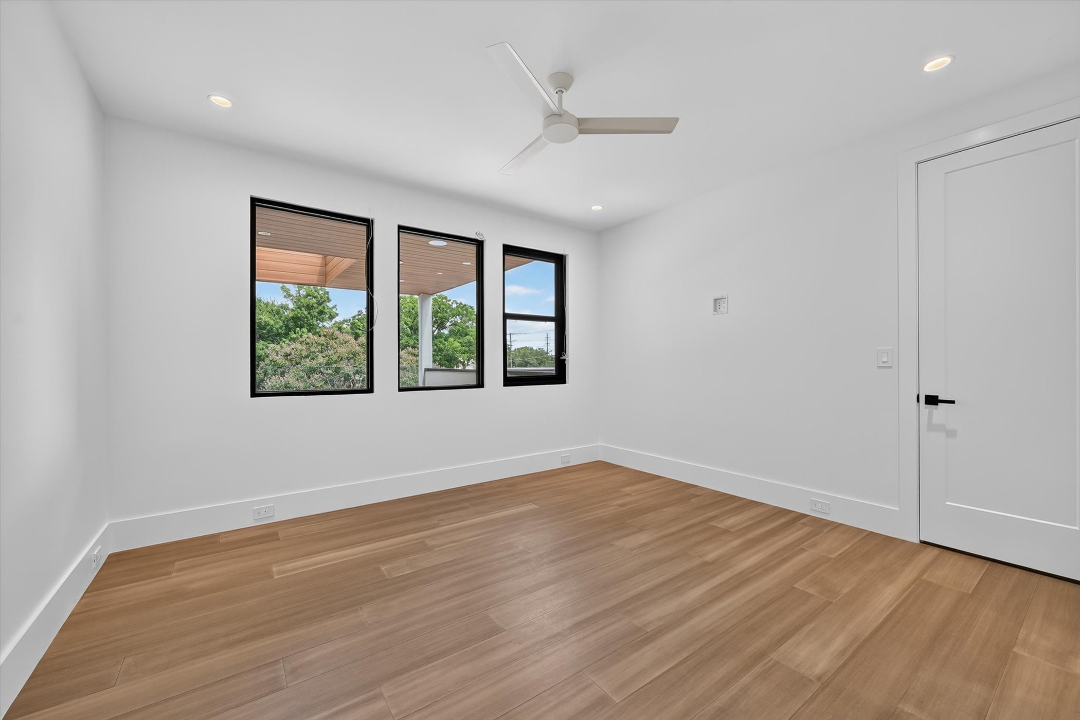 6466 Royal Lane