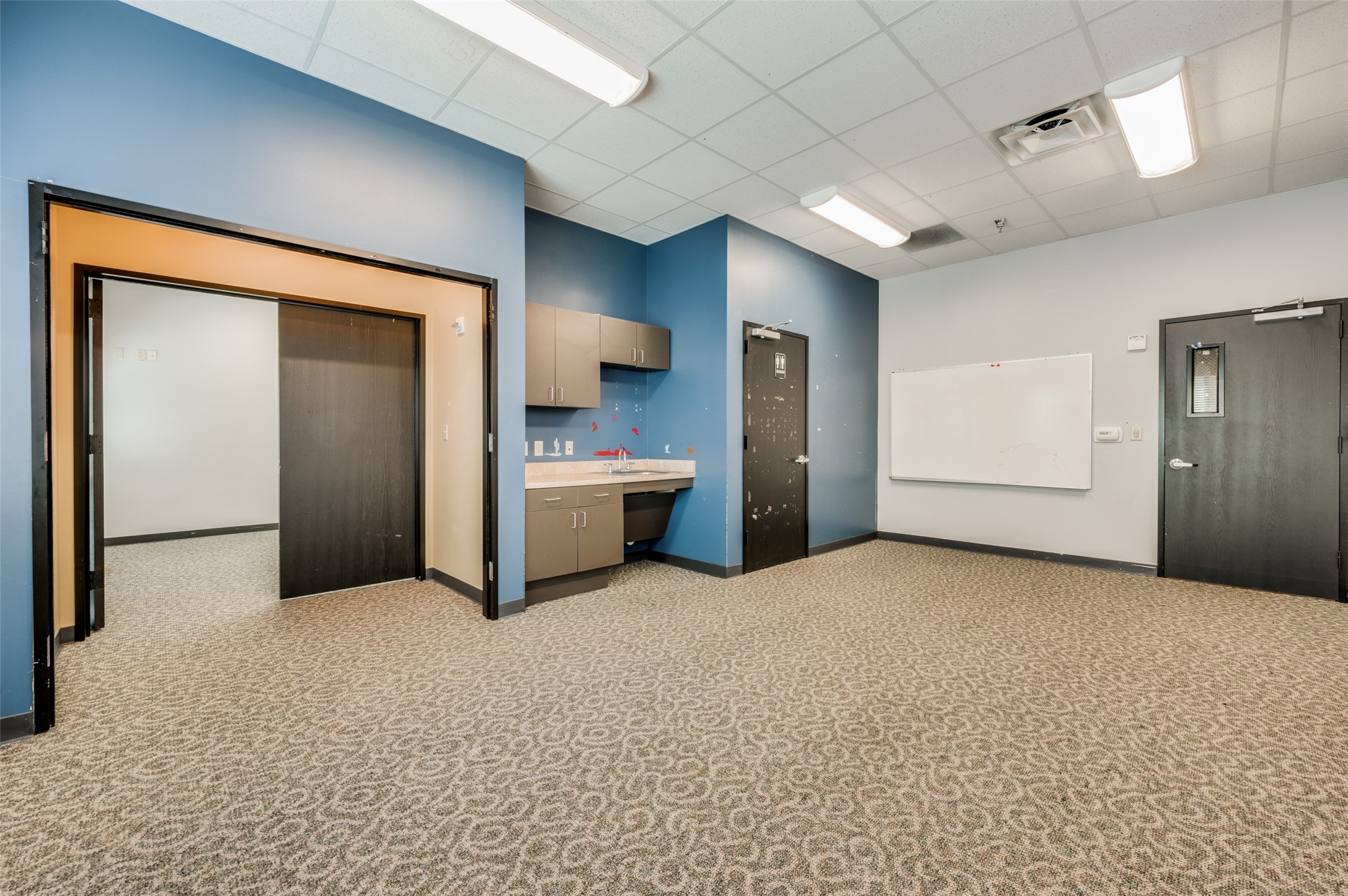 8880 N Macarthur Boulevard 100