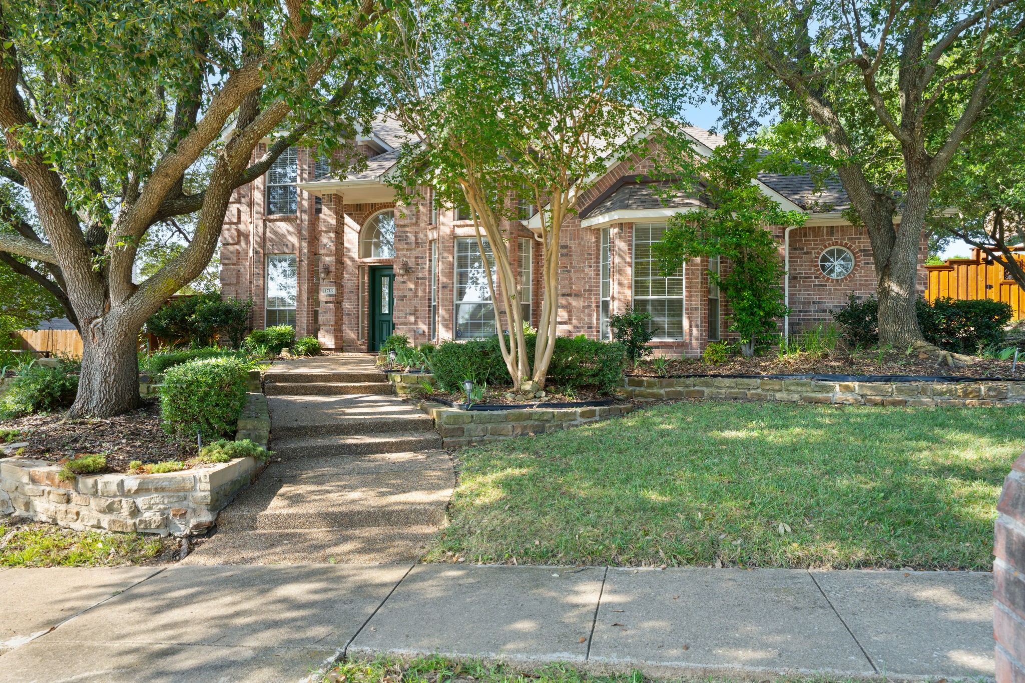 1718 Lake Bluff Drive